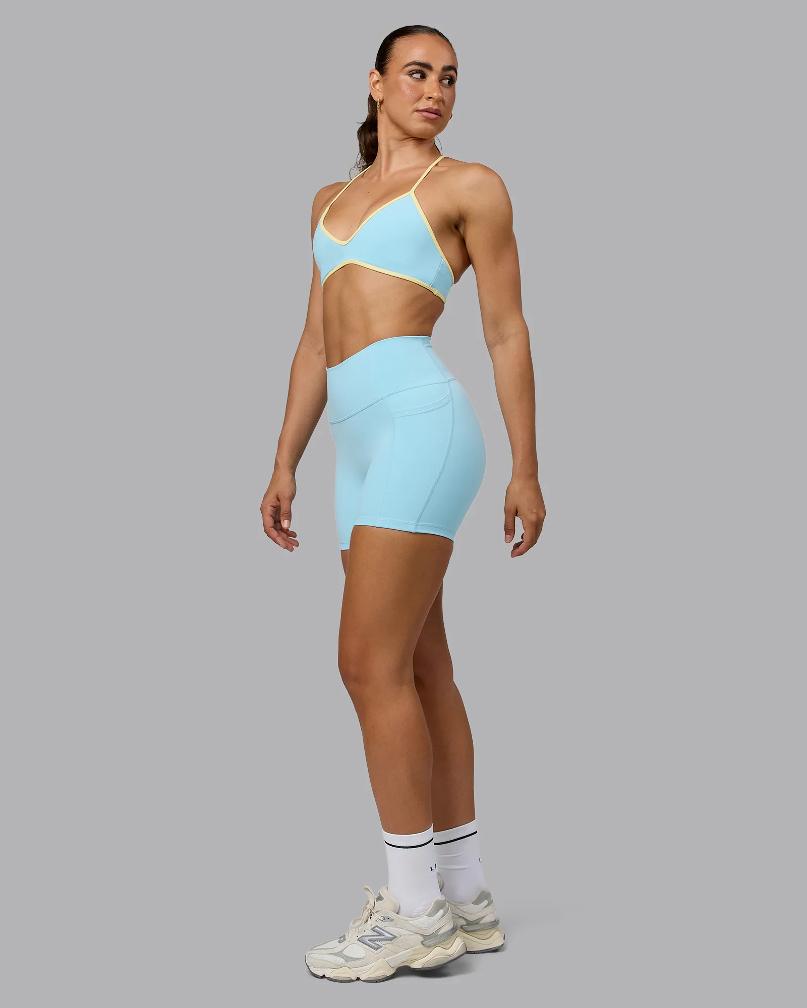17999-ambience-sports-bra-crystal-blue-lemon-3.webp Ambience Sports Bra - Crystal Blue-Lemon