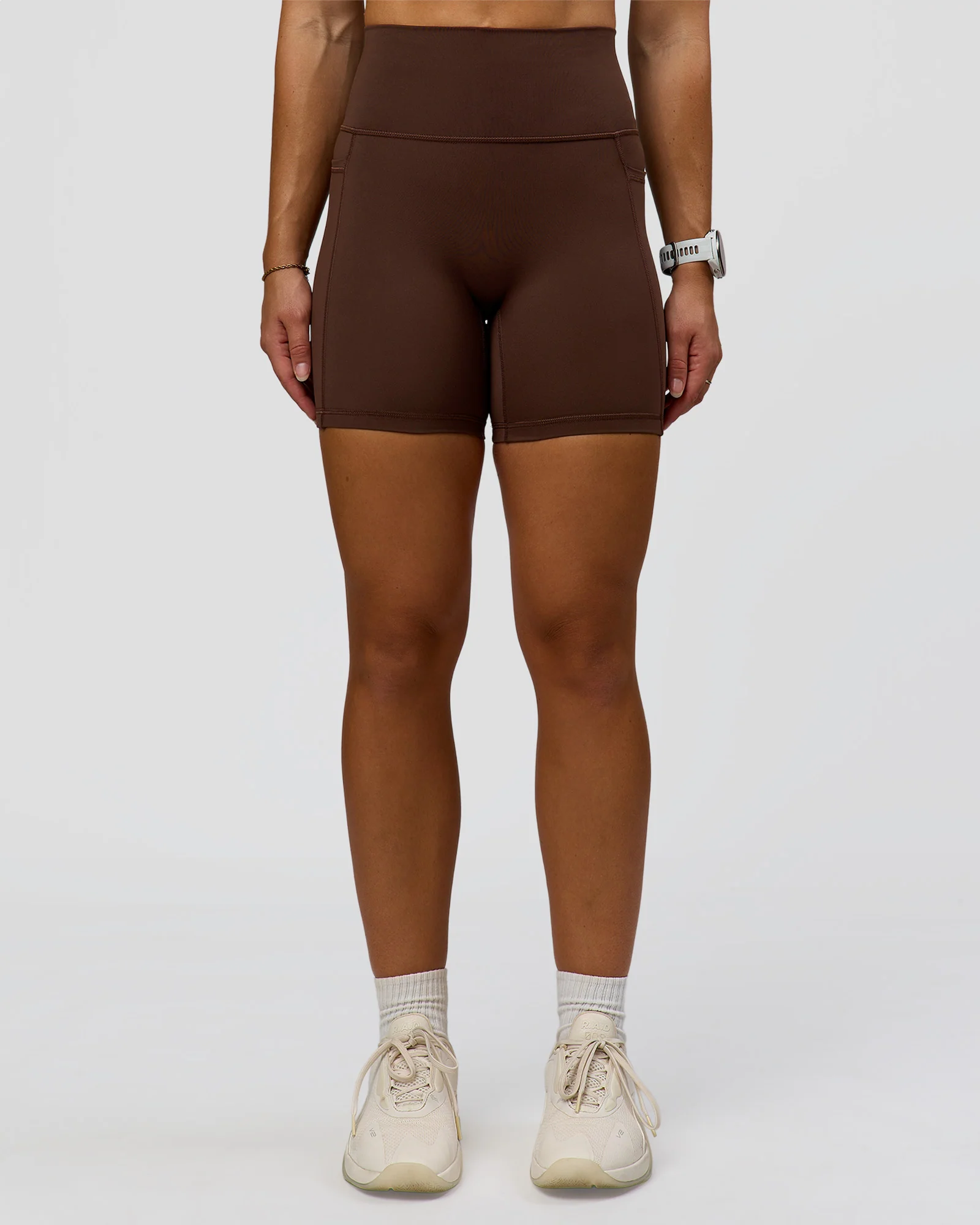 18-fusion-ultra-high-rise-6-short-pockets-hot-chocolate-7.webp Fusion Ultra High-Rise 6" Short Pockets - Hot Chocolate