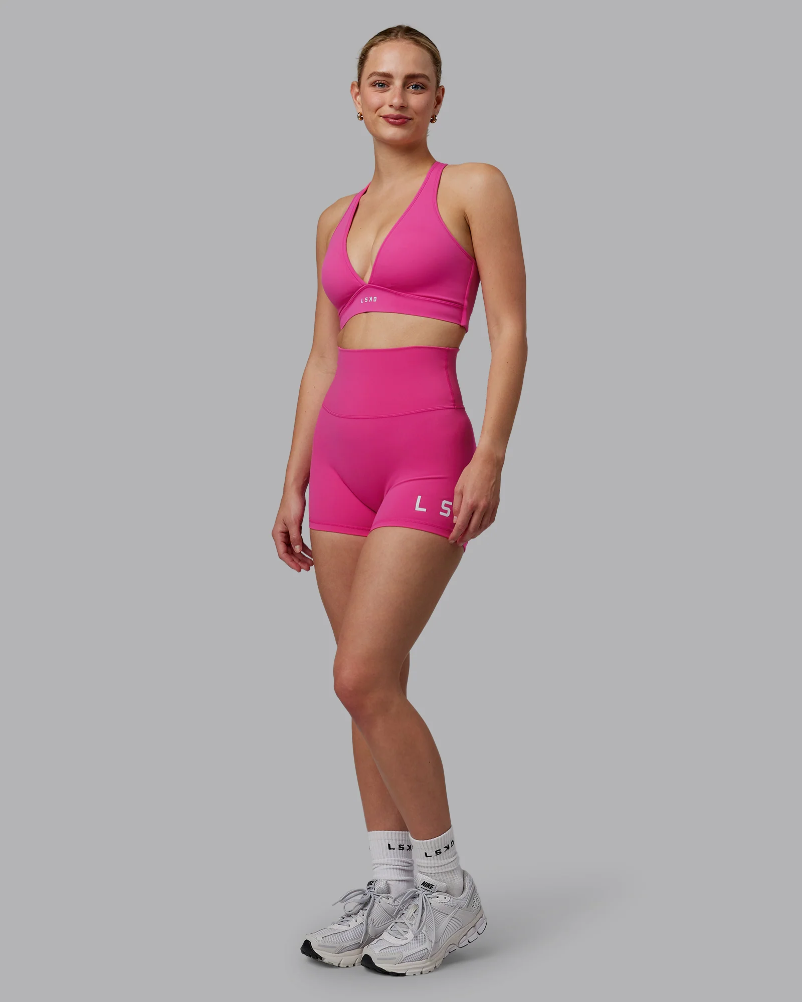 18035-stamina-sports-bra-d-dd-e-fuchsia-pink-5.webp Stamina Sports Bra D/DD/E - Fuchsia Pink
