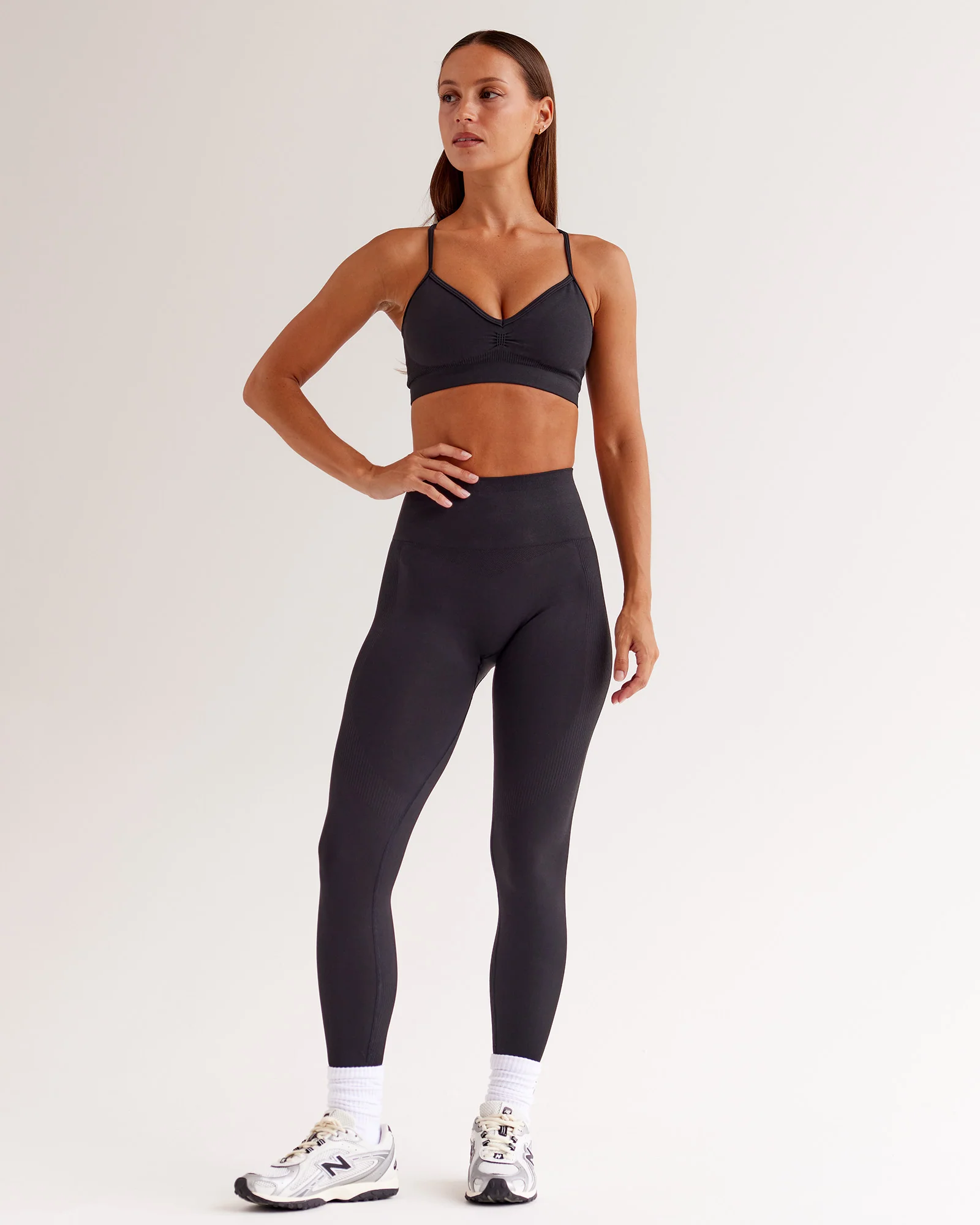 Spark Seamless Sports Bra - Black