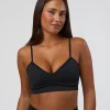 Spark Seamless Sports Bra - Black