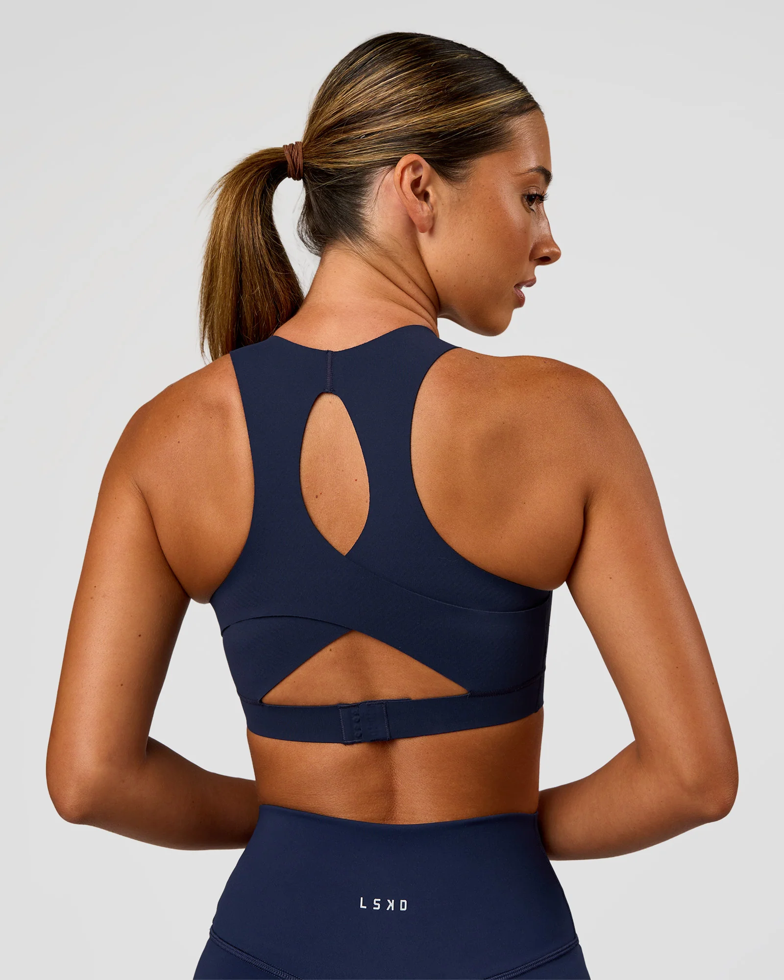 18305-fusion-sports-bra-2.0-future-navy-2.webp Fusion Sports Bra 2.0 - Future Navy