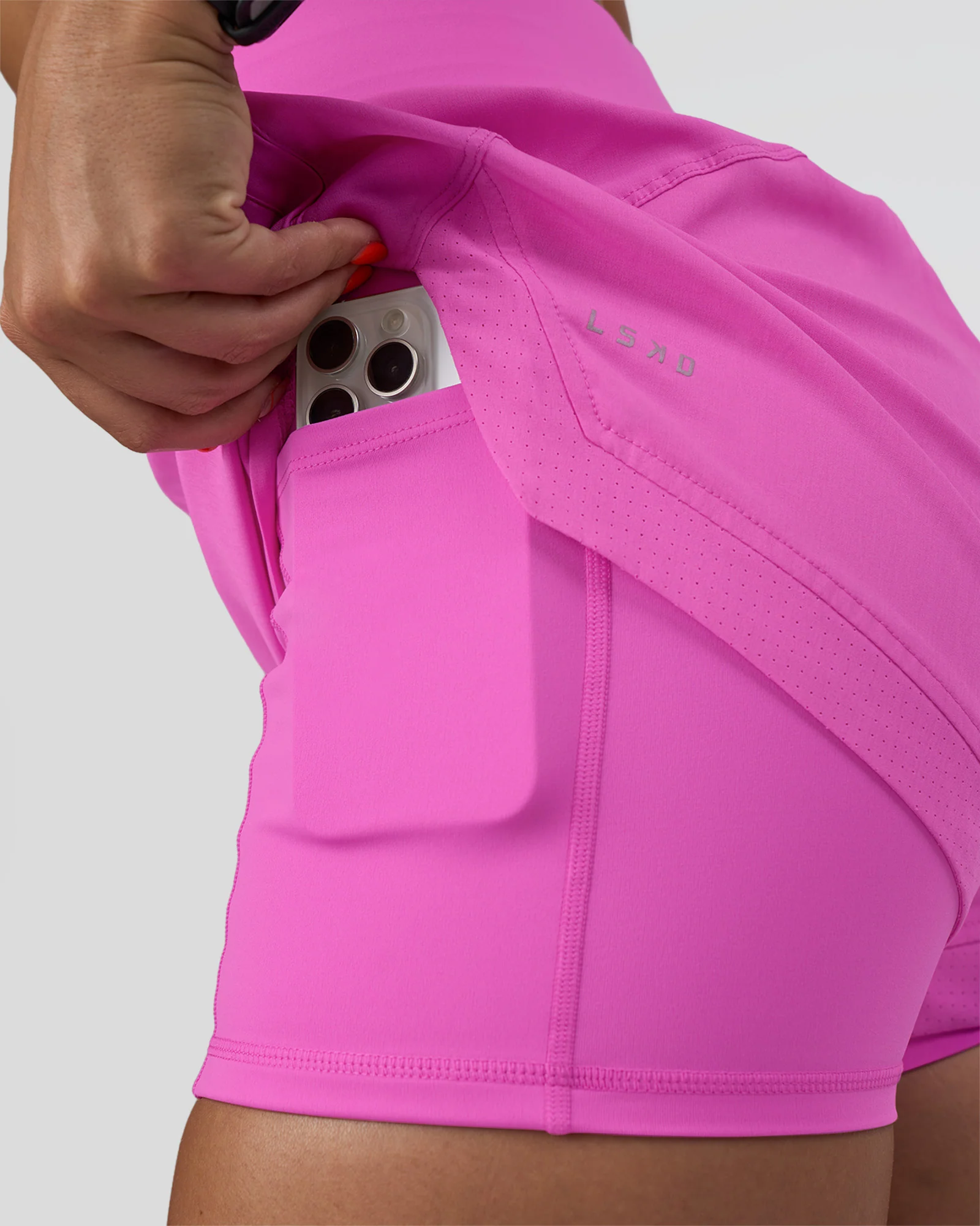 18430-challenger-3-lined-performance-short-ultra-fuchsia-6.webp Challenger 3" Lined Performance Short - Ultra Fuchsia