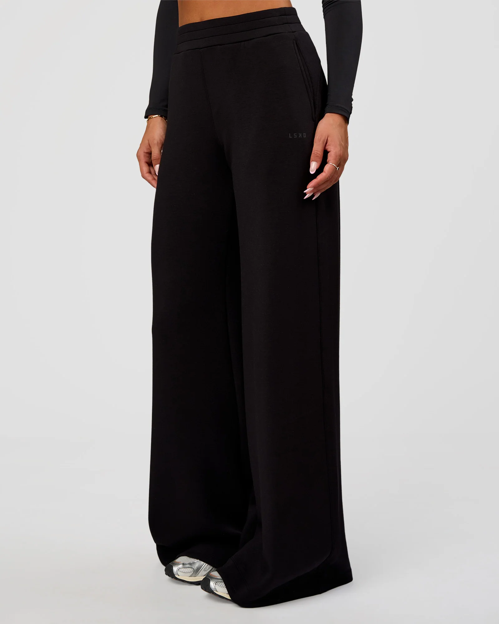 18439-elevate-softtouch-wide-leg-pant-tall-black-1.webp Elevate SoftTouch Wide Leg Pant Tall - Black