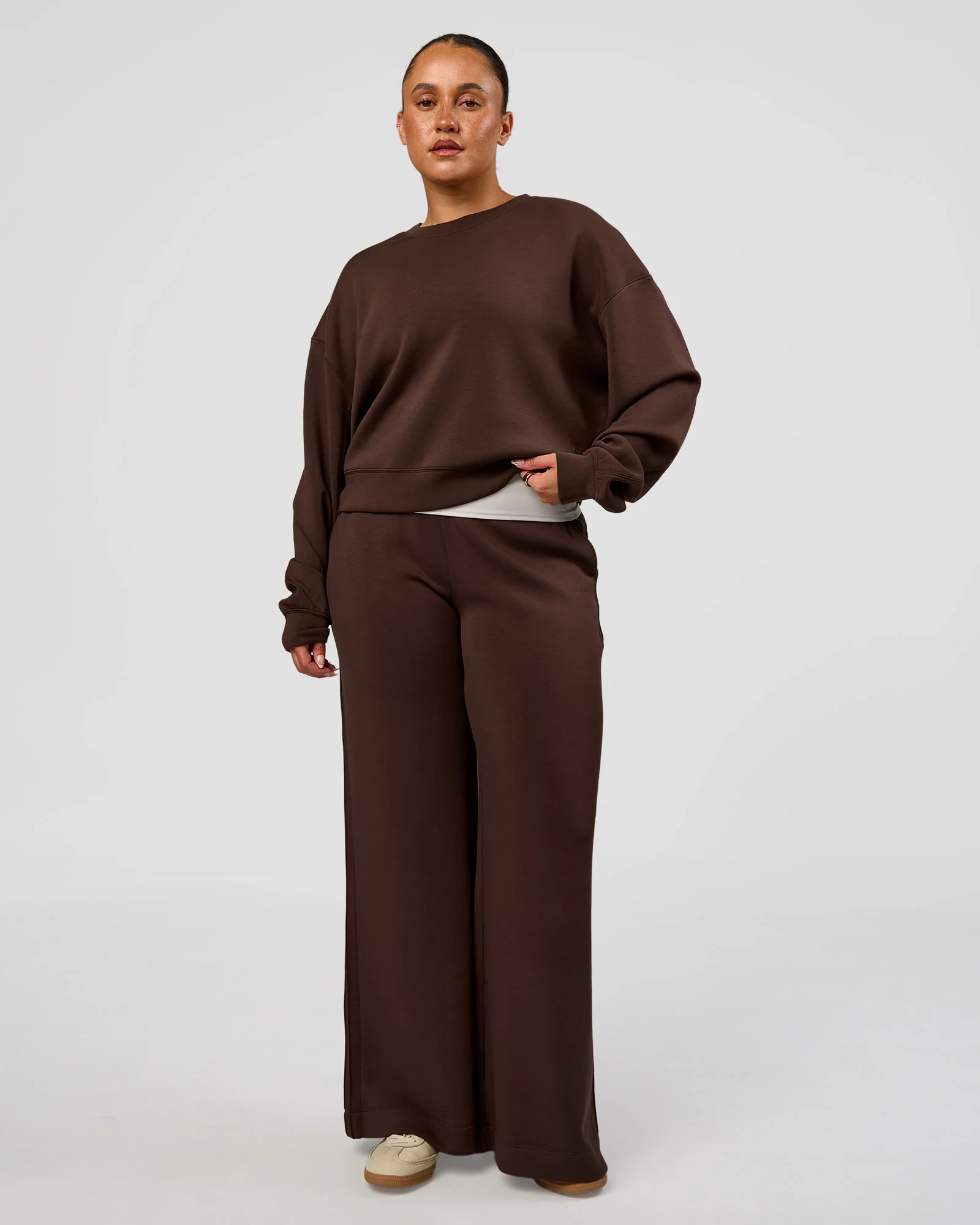 1848-cf-elevate-softtouch-pintuck-sweater-hot-chocolate-4.webp CF Elevate SoftTouch Pintuck Sweater - Hot Chocolate