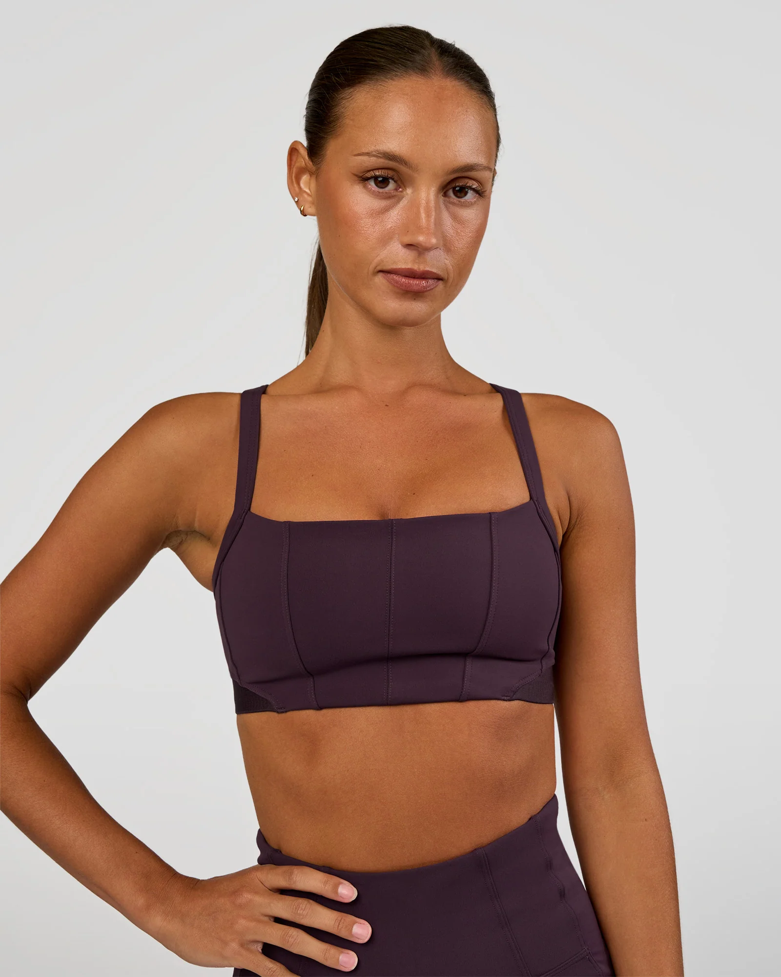 18502-momentum-corset-sports-bra-midnight-plum-1.webp Momentum Corset Sports Bra - Midnight Plum