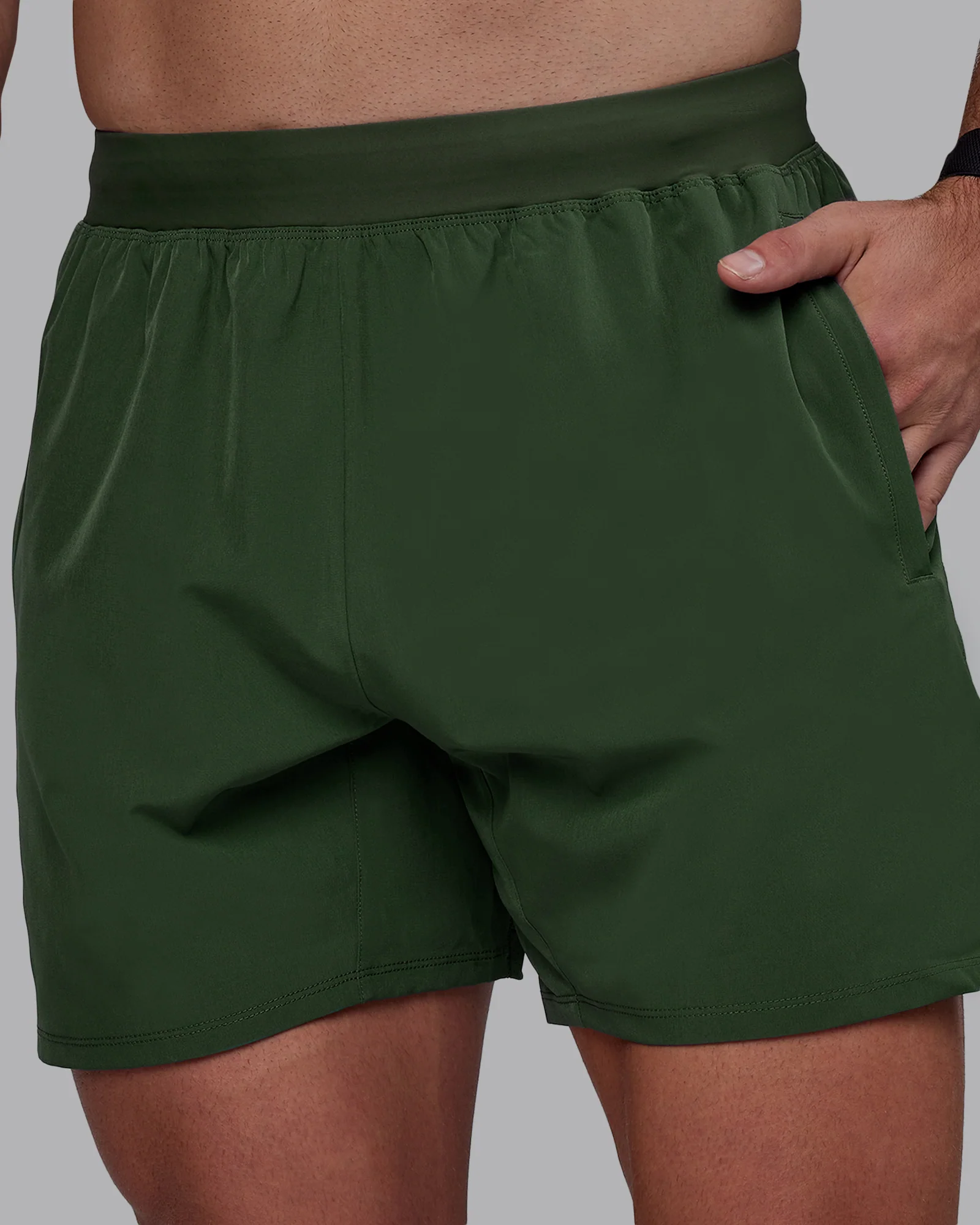 18527-challenger-6-performance-short-cilantro-2.webp Challenger 6" Performance Short - Cilantro