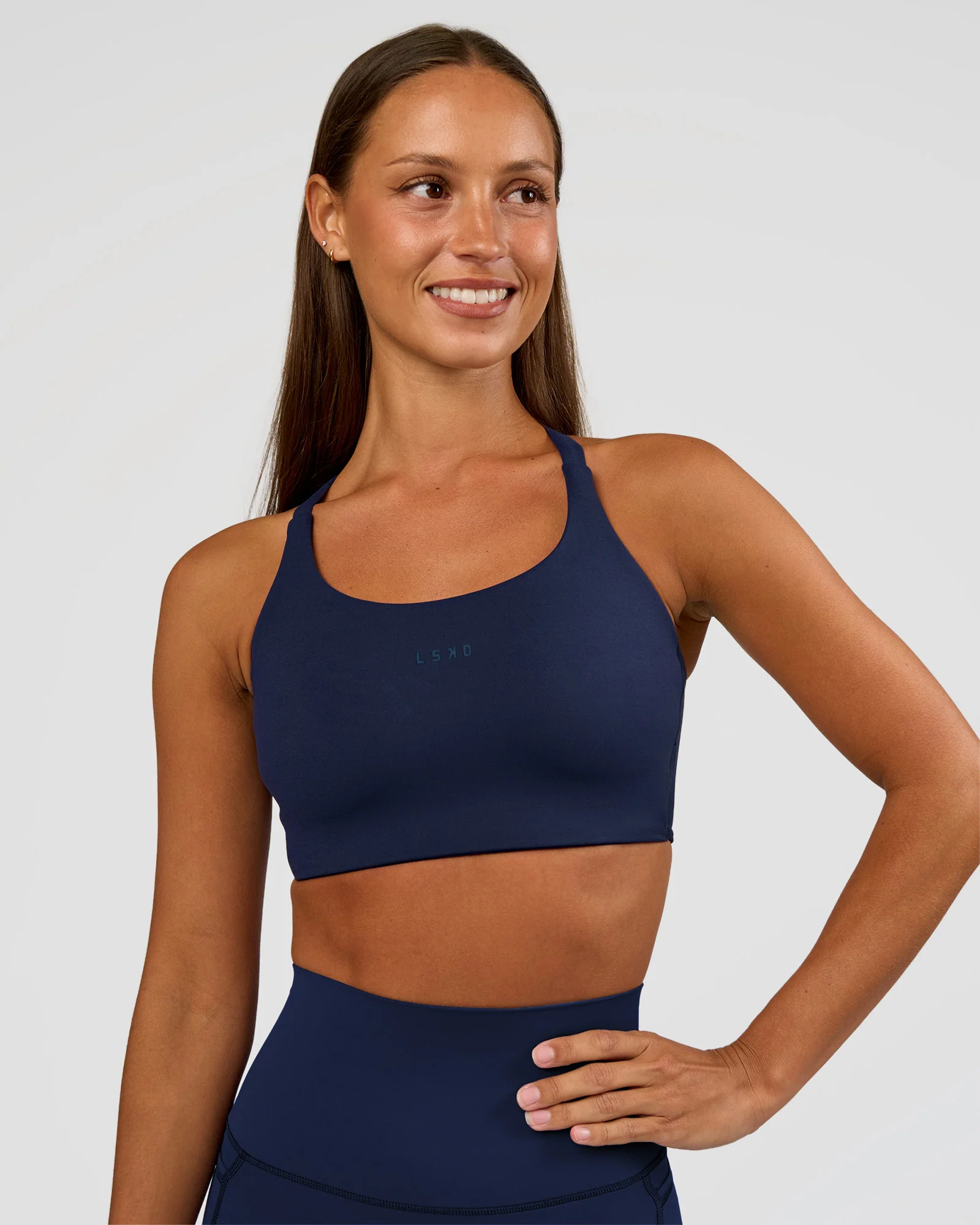 18545-twist-sports-bra-d-dd-e-future-navy-1.webp Twist Sports Bra D/DD/E - Future Navy