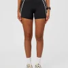 18616-power-ultra-high-rise-4-short-pockets-black-1.webp Power Ultra High-Rise 4" Short Pockets - Black
