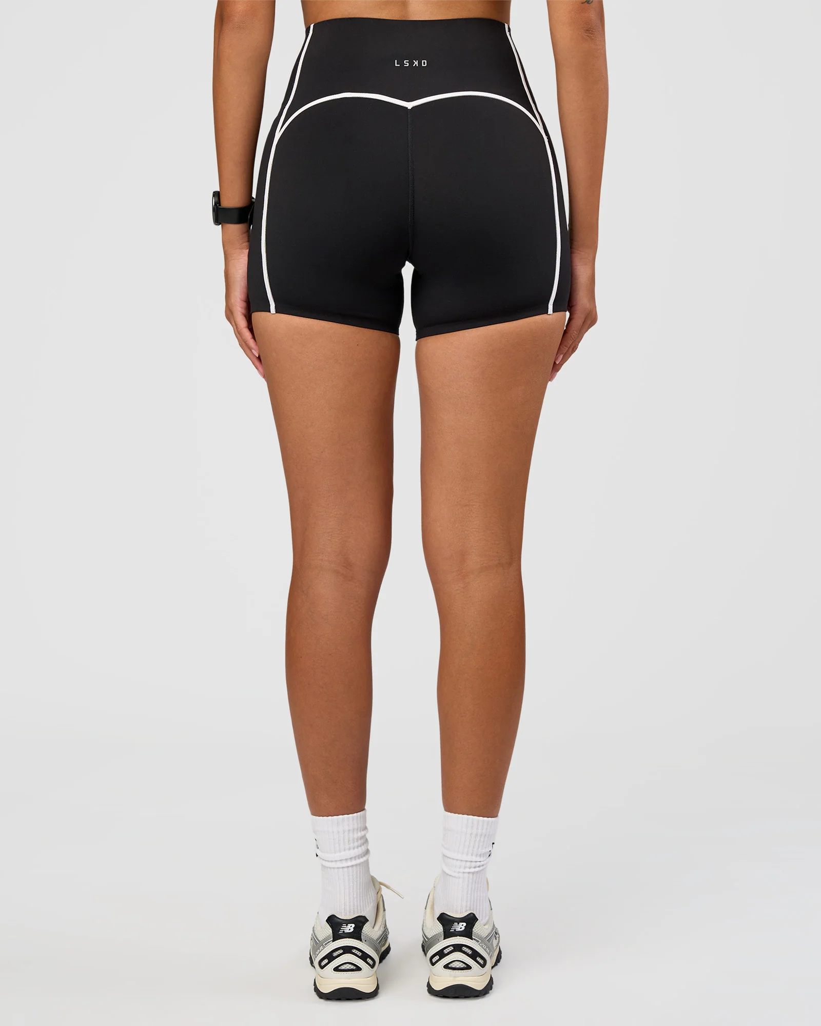 18616-power-ultra-high-rise-4-short-pockets-black-9.webp Power Ultra High-Rise 4" Short Pockets - Black