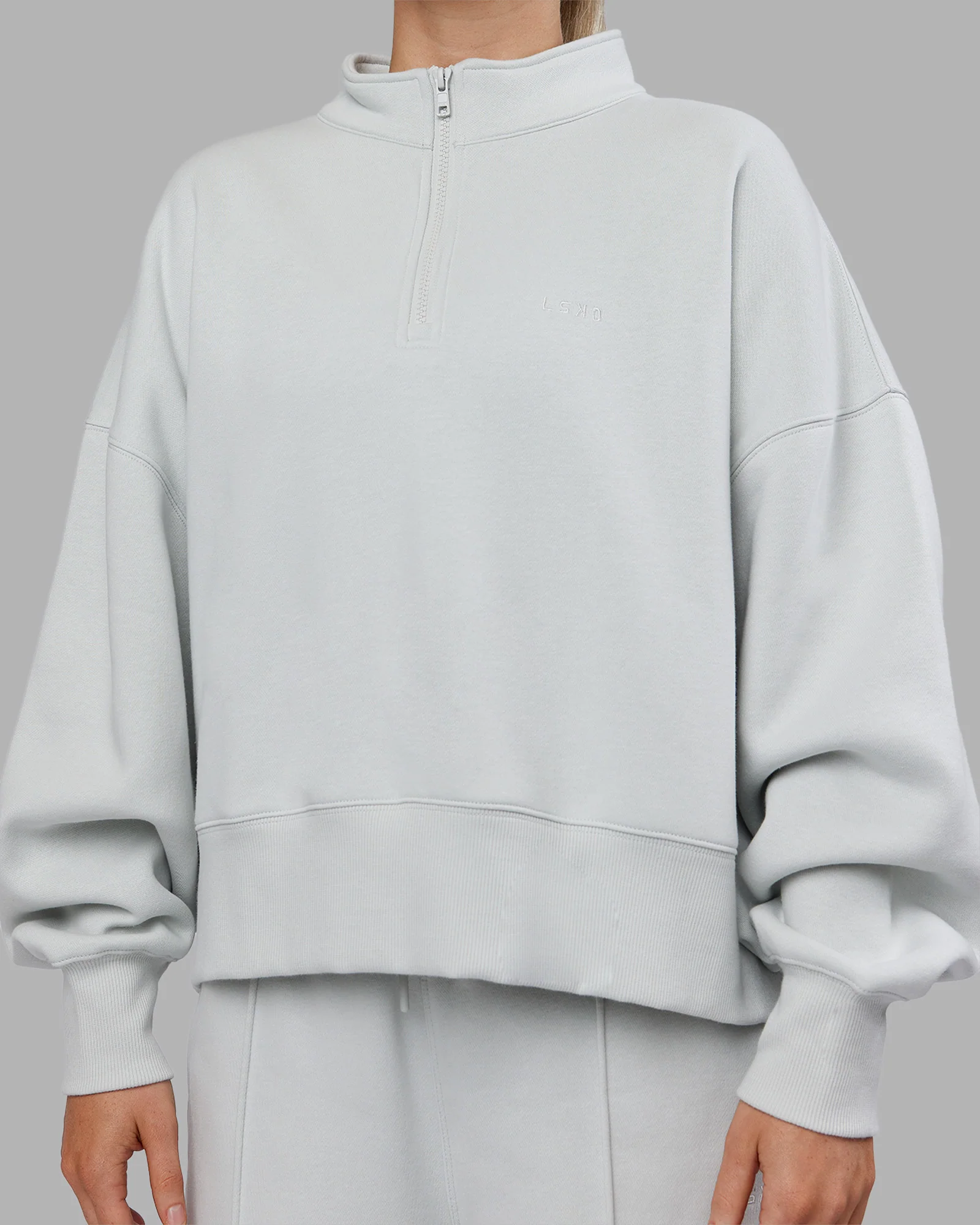 18625-mvp-1-2-zip-oversized-sweater-digital-mist-6.webp MVP 1/2 Zip Oversized Sweater - Digital Mist