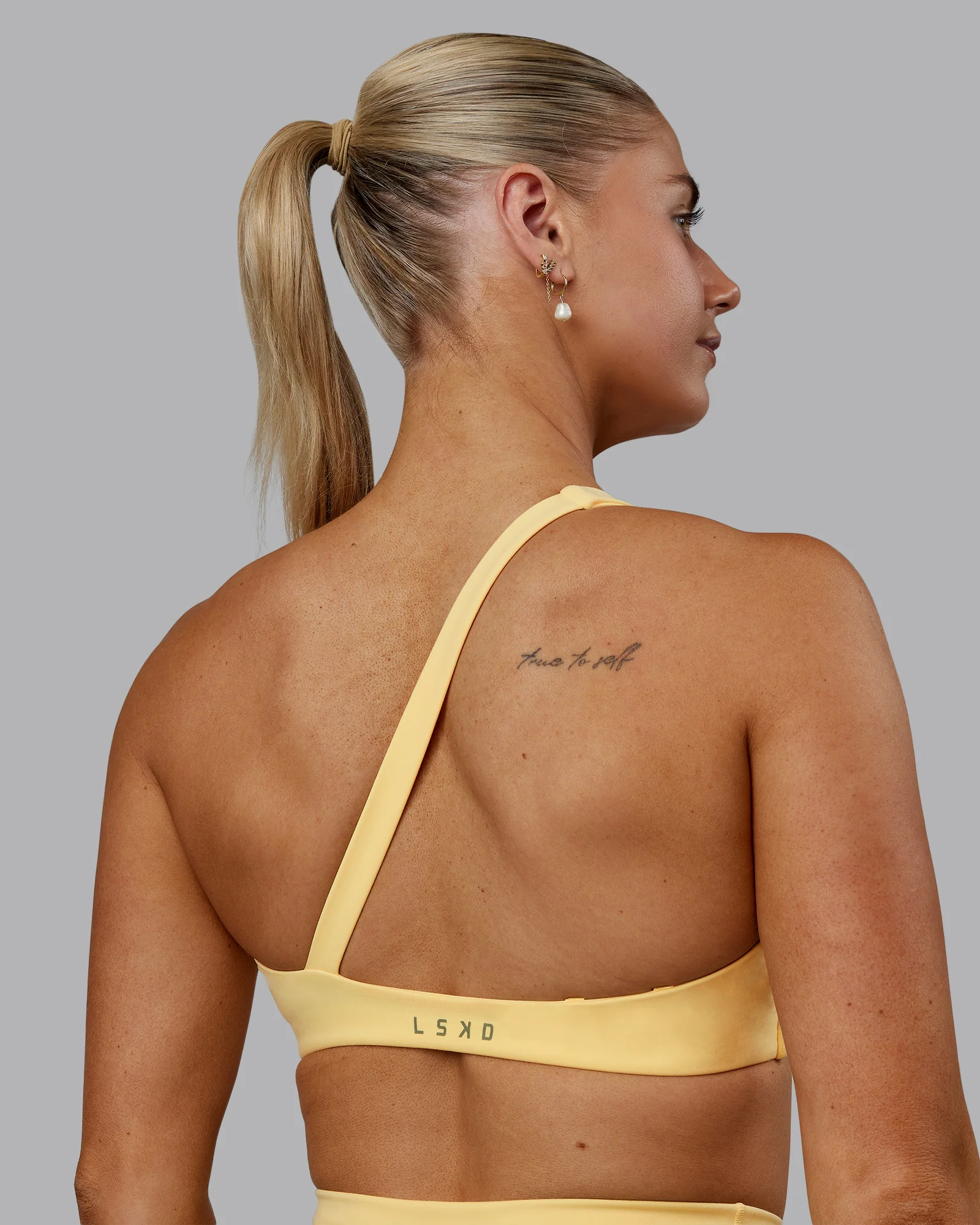 18697-sara-helios-sports-bra-sunflower-11.webp Sara Helios Sports Bra - Sunflower