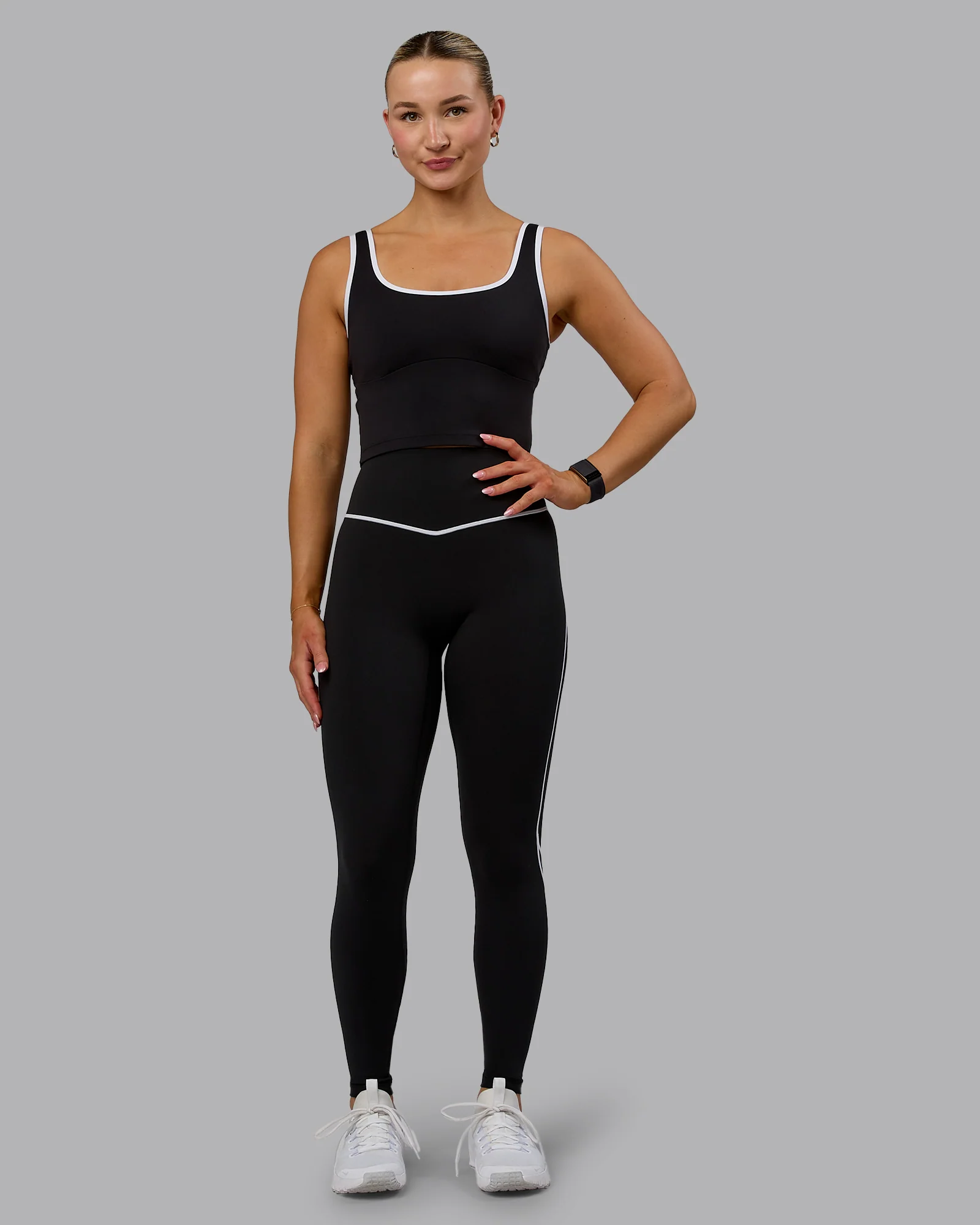 18829-nexus-active-tank-black-white-3.webp Nexus Active Tank - Black-White