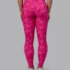 18928-fusion-ultra-high-rise-full-length-legging-pockets-strawberry-lava-lamp-3.webp Fusion Ultra High-Rise Full Length Legging Pockets - Strawberry-Lava Lamp