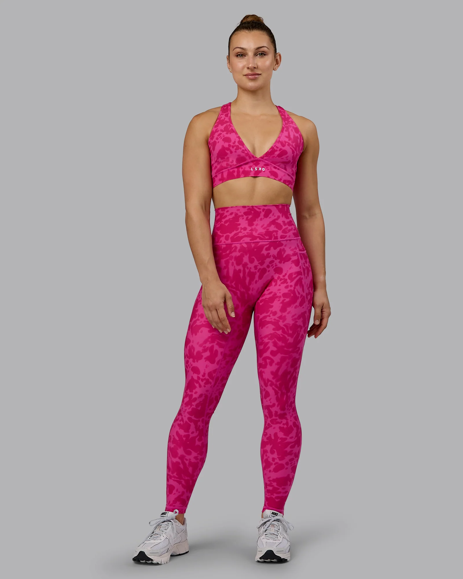 18928-fusion-ultra-high-rise-full-length-legging-pockets-strawberry-lava-lamp-8.webp Fusion Ultra High-Rise Full Length Legging Pockets - Strawberry-Lava Lamp