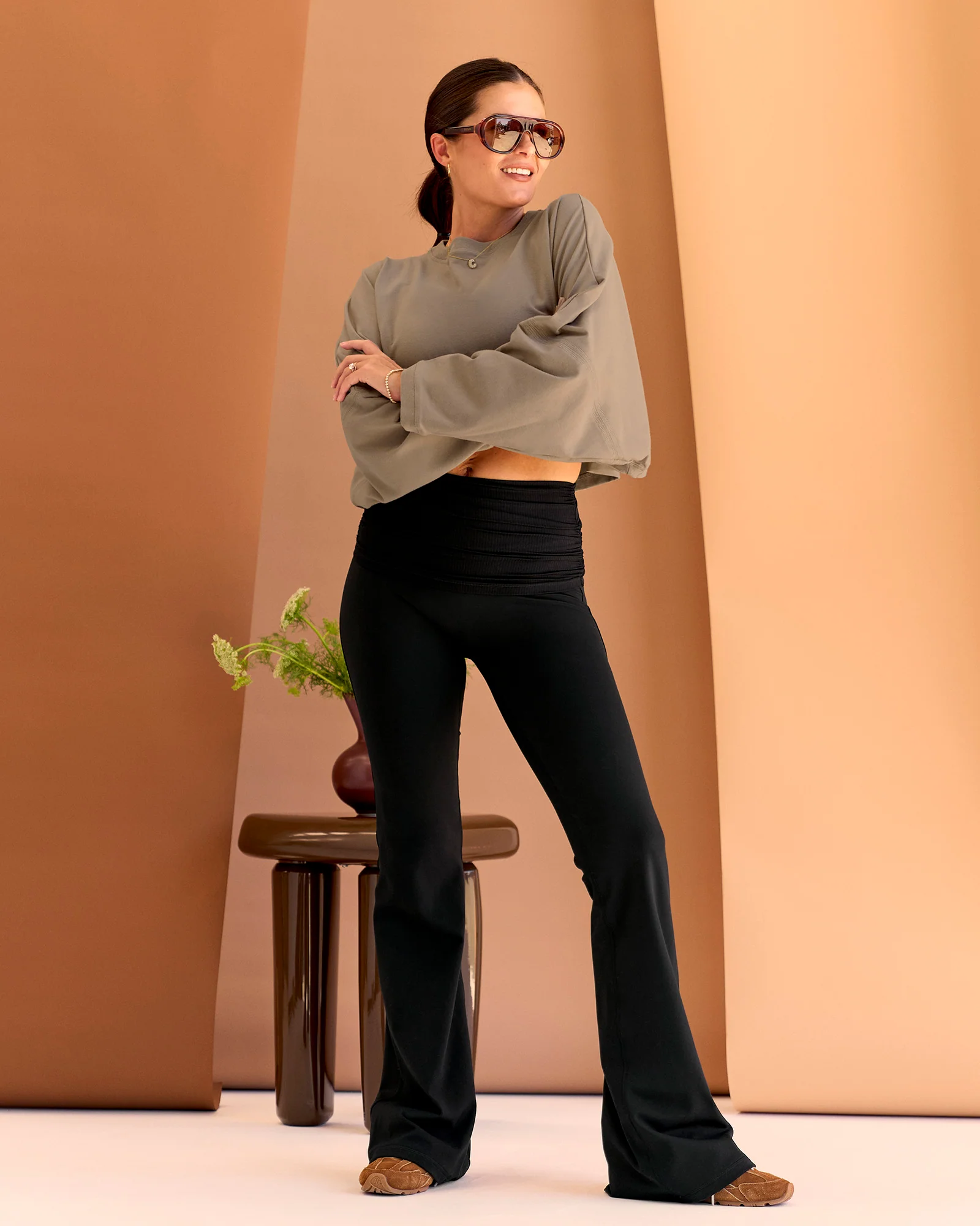1897-cf-fold-over-high-rise-flared-legging-black-5.webp CF Fold Over High-Rise Flared Legging - Black