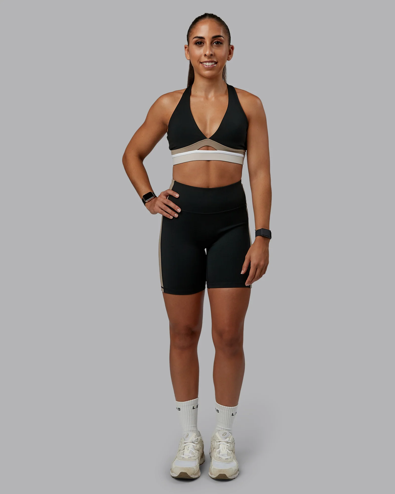 Revitalise Sports Bra - Black-Multi