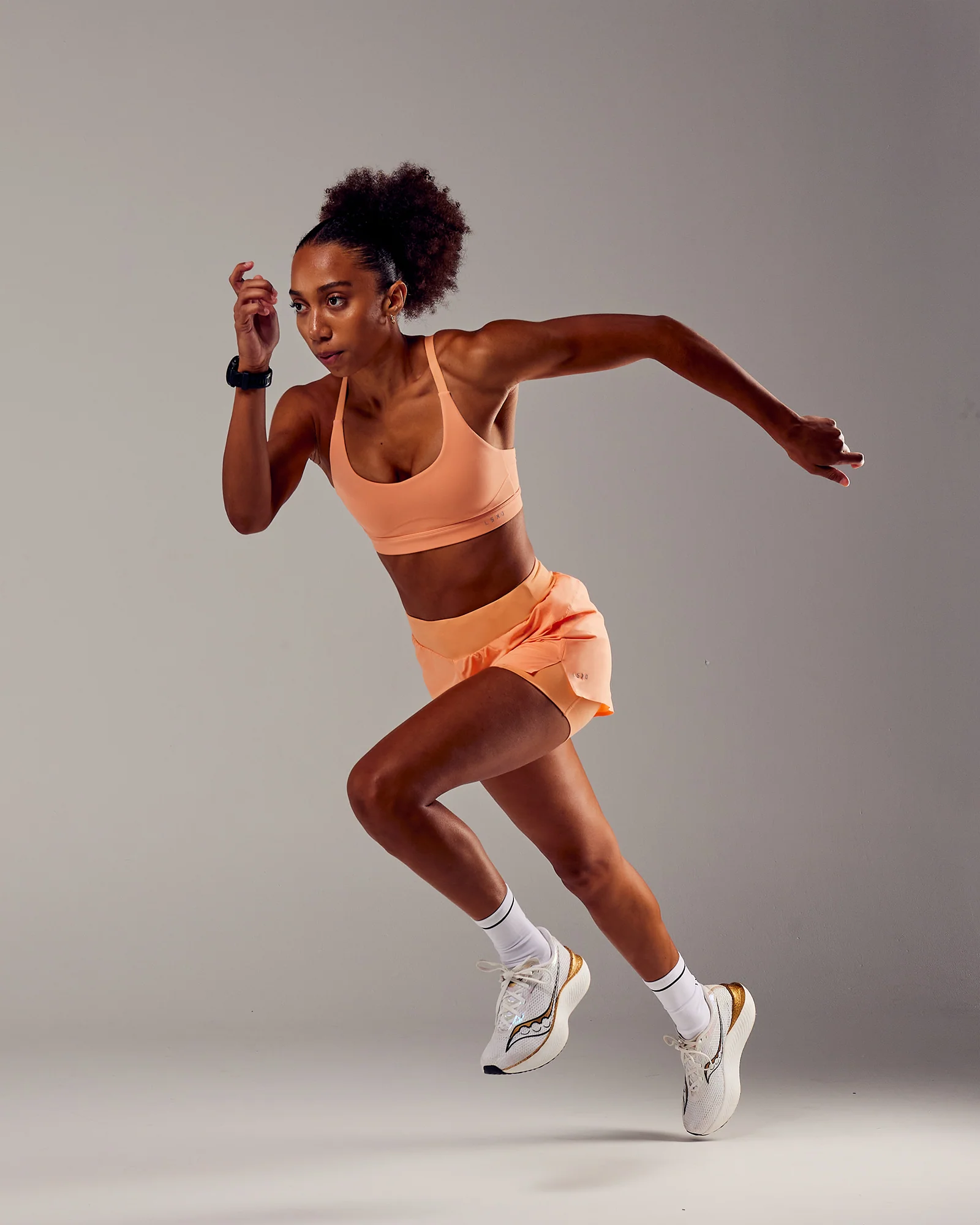 19068-rapid-sports-bra-cantaloupe-1.webp Rapid Sports Bra - Cantaloupe