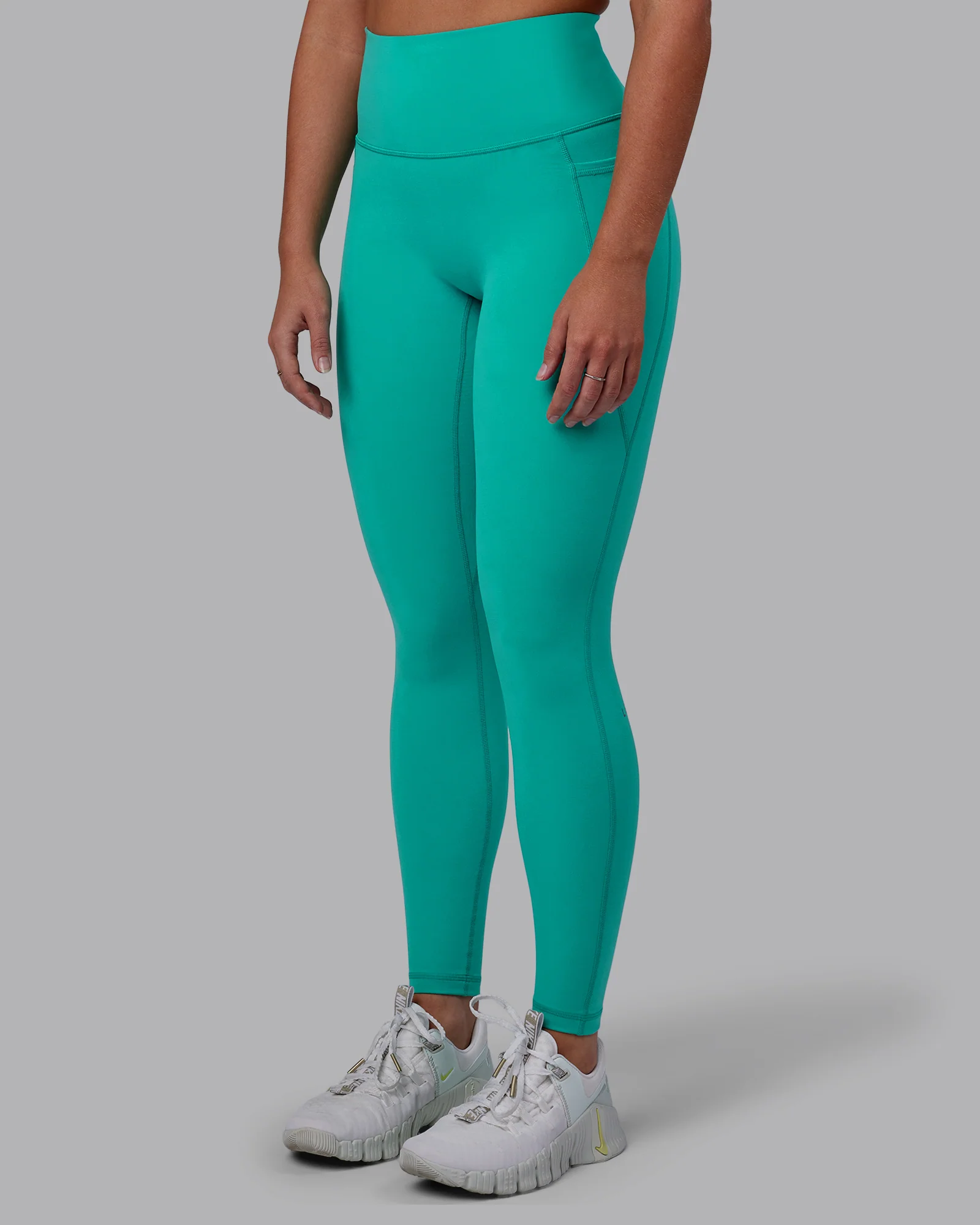19198-fusion-ultra-high-rise-full-length-legging-pockets-turquoise-tide-1.webp Fusion Ultra High-Rise Full Length Legging Pockets - Turquoise Tide