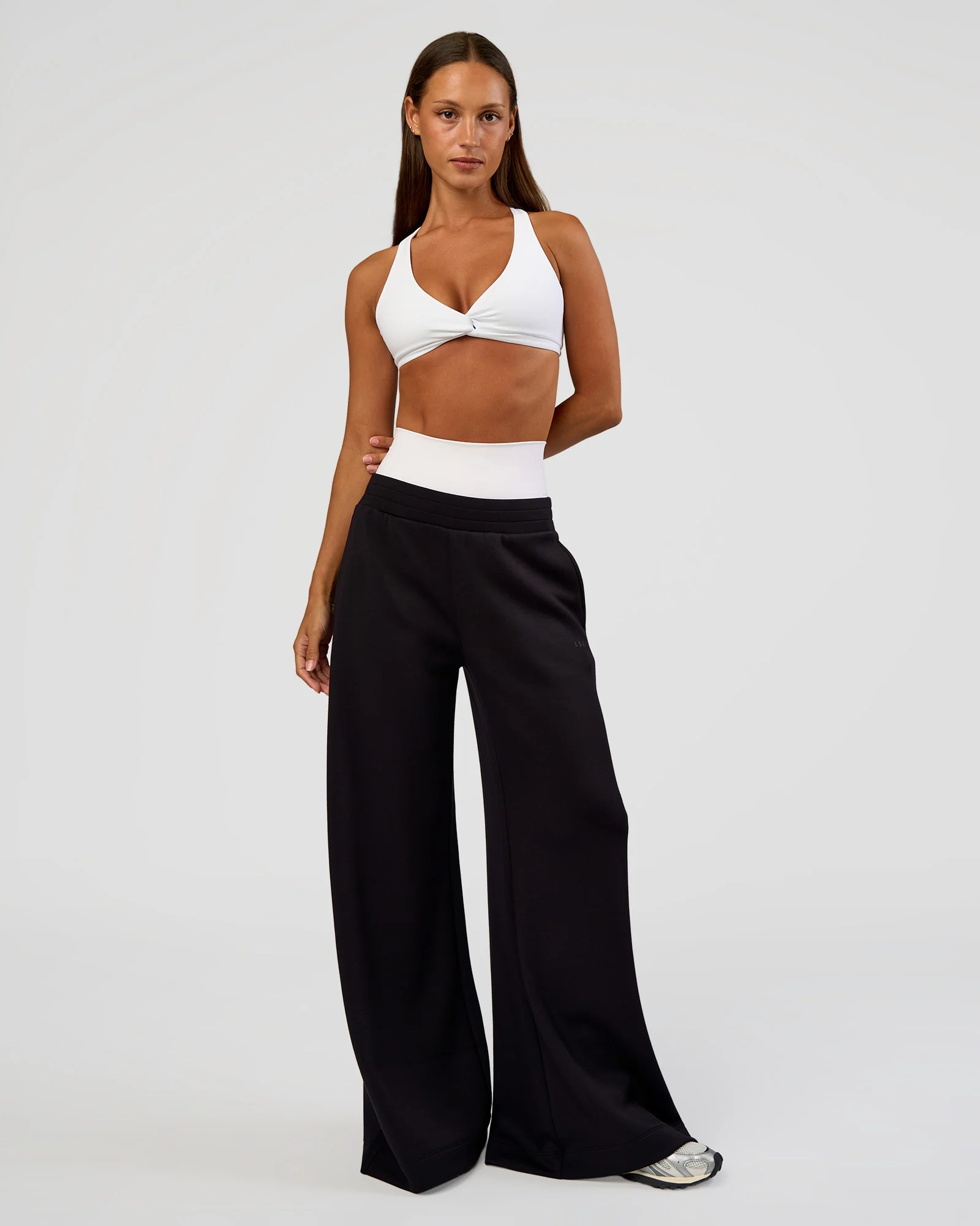 Aspire Twist Sports Bra - White