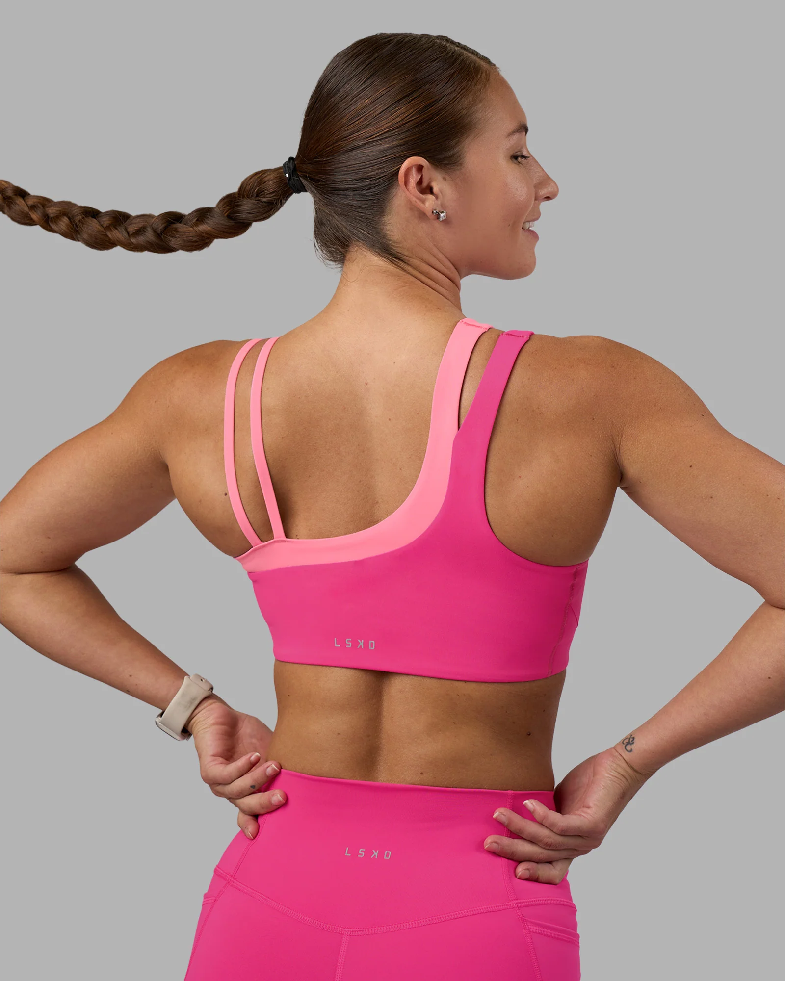 19287-thrive-asymmetric-sports-bra-ultra-pink-candy-pink-2.webp Thrive Asymmetric Sports Bra - Ultra Pink-Candy Pink