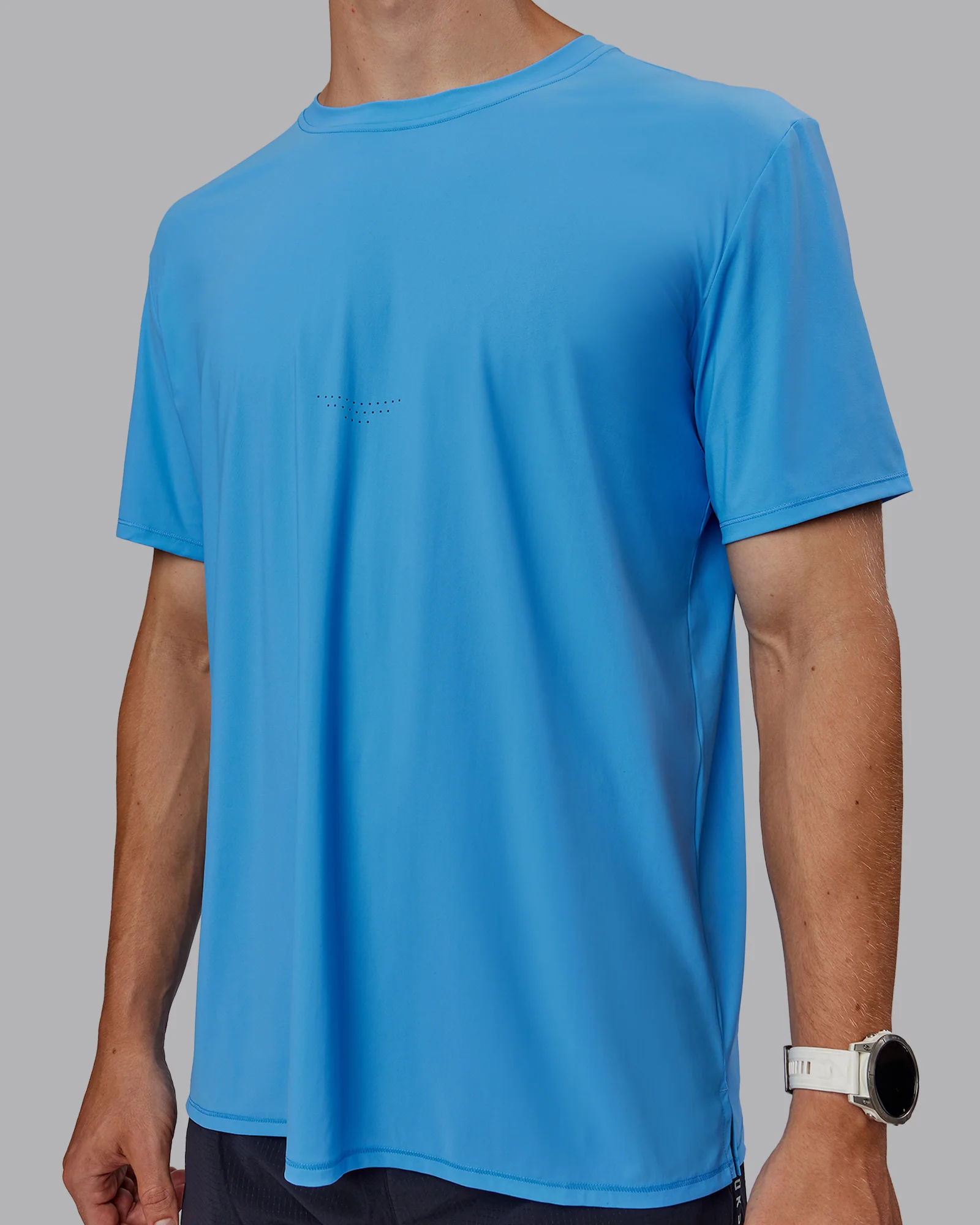 19296-cadence-tee-azure-blue-8.webp Cadence Tee - Azure Blue