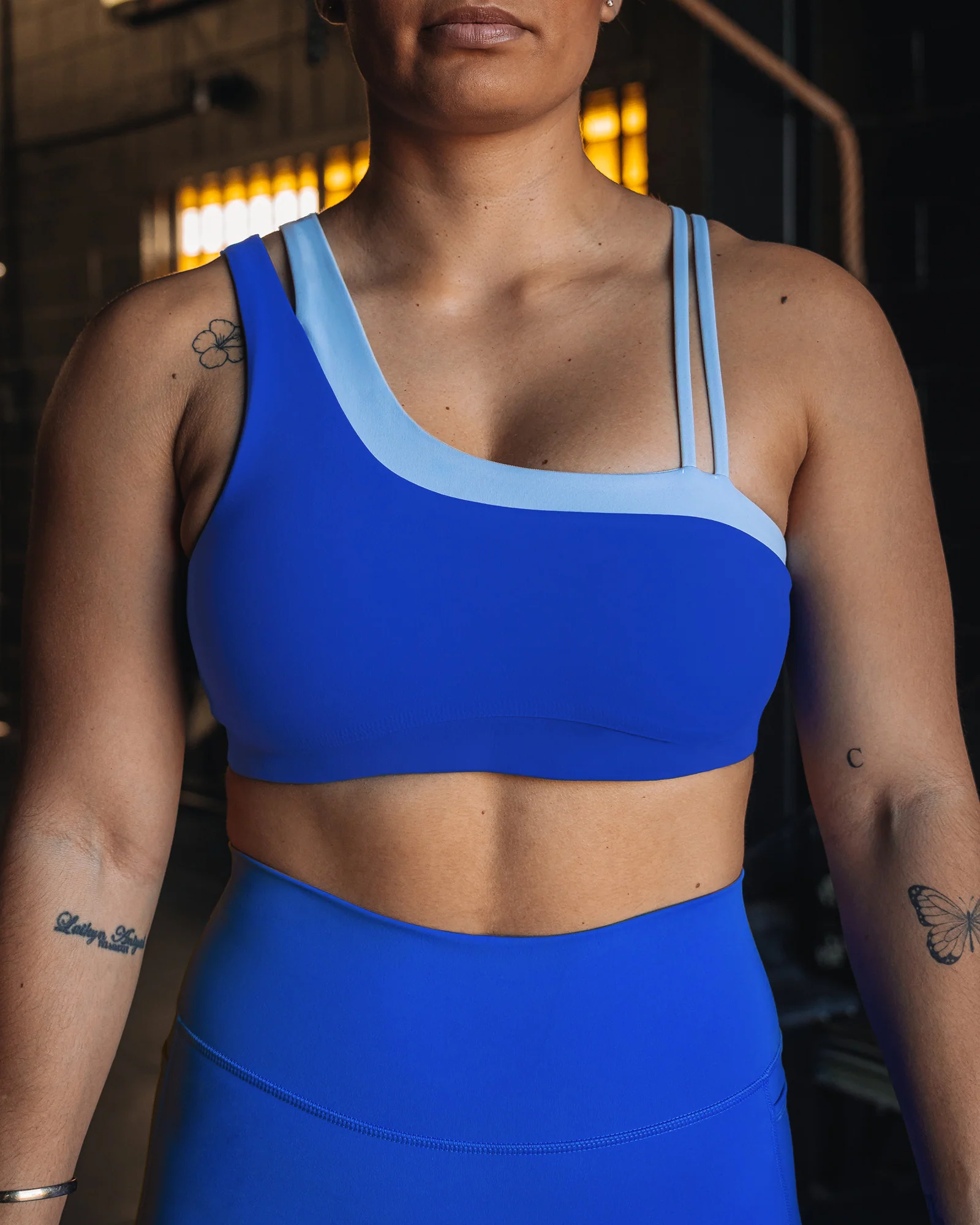 Thrive Asymmetric Sports Bra - Power Cobalt-Open Air