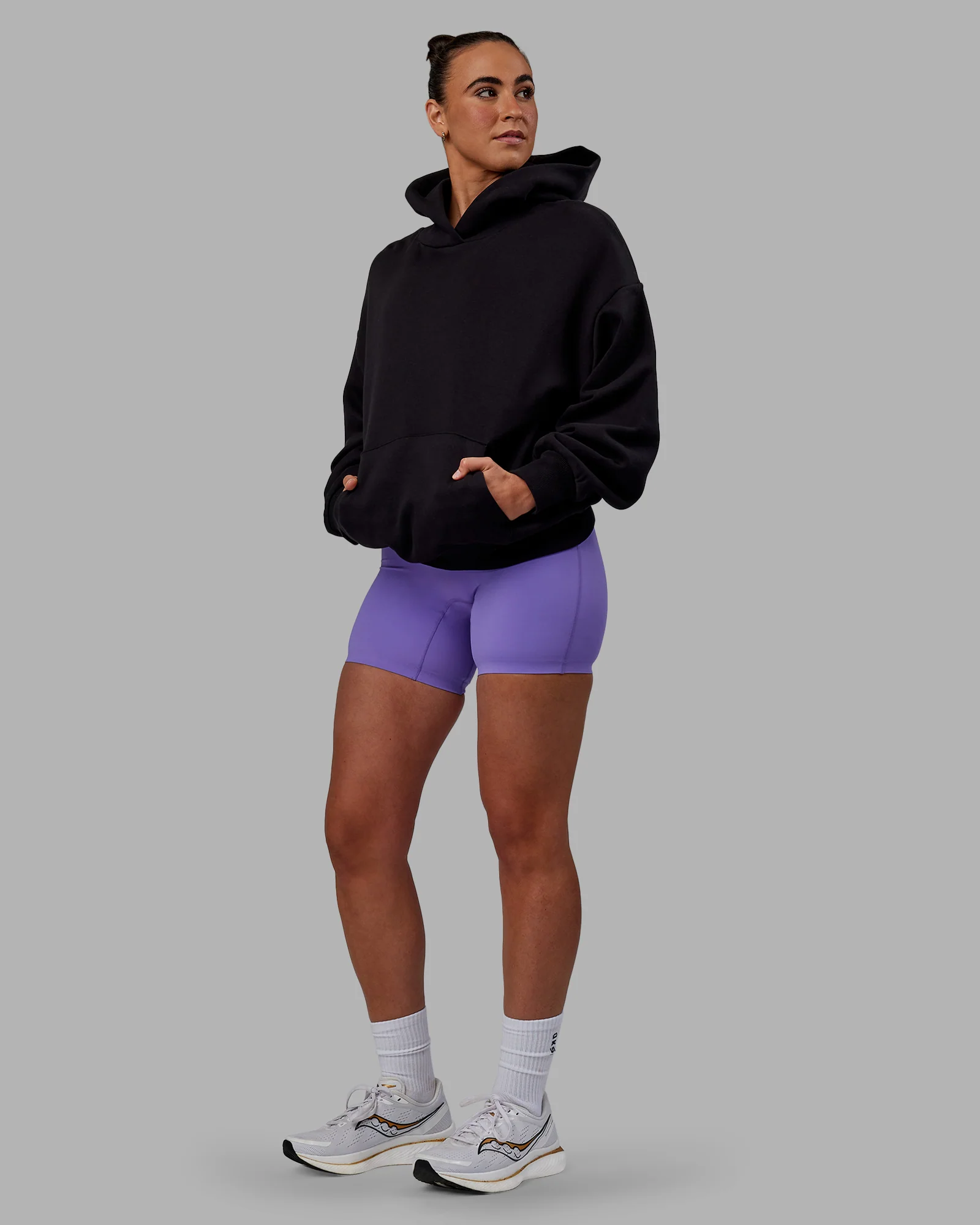19461-keep-on-running-oversize-hoodie-black-white-5.webp Keep on Running Oversize Hoodie - Black-White