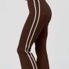 1950-fusion-v-contour-bind-high-rise-flared-legging-hot-chocolate-white-9.webp Fusion V-Contour Bind High-Rise Flared Legging - Hot Chocolate-white