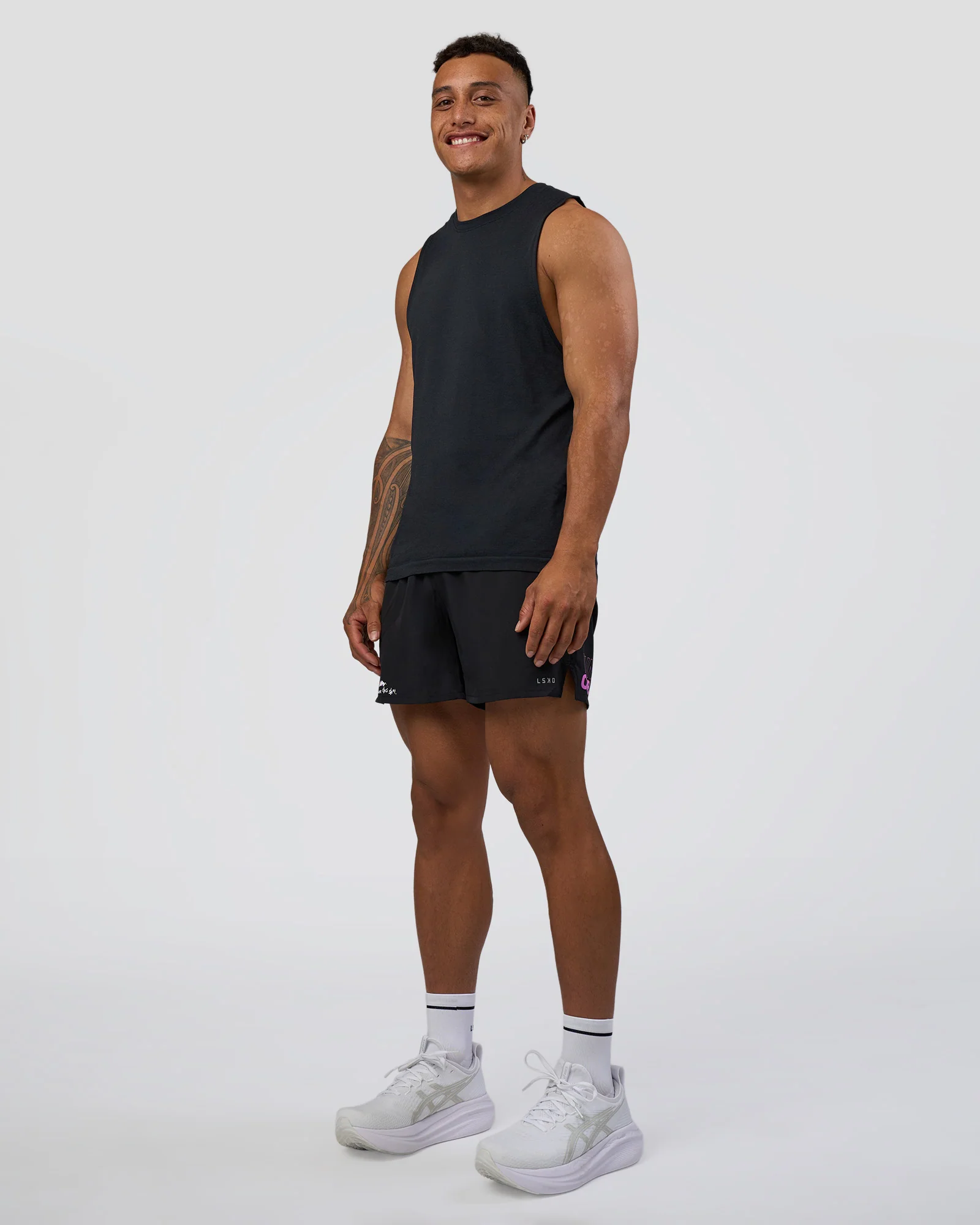 19541-pace-5-lined-running-short-black-ultra-fuchsia-7.webp Pace 5" Lined Running Short - Black-Ultra Fuchsia