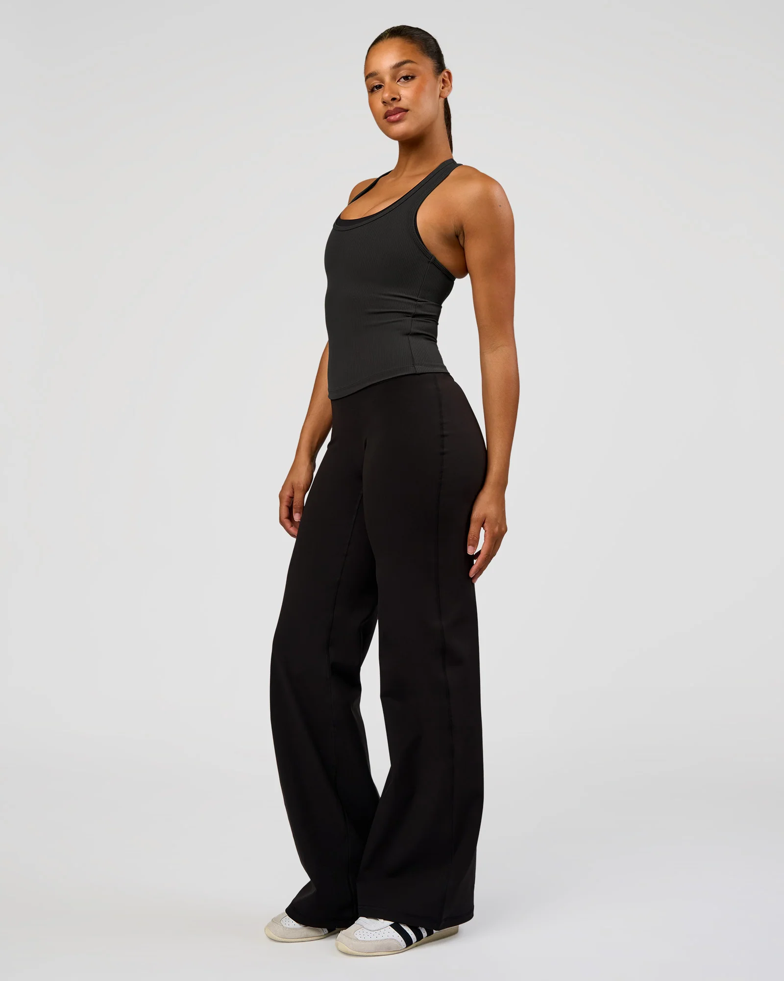 1959-flow-rib-scoop-neck-tank-onyx-5.webp Flow Rib Scoop Neck Tank - Onyx