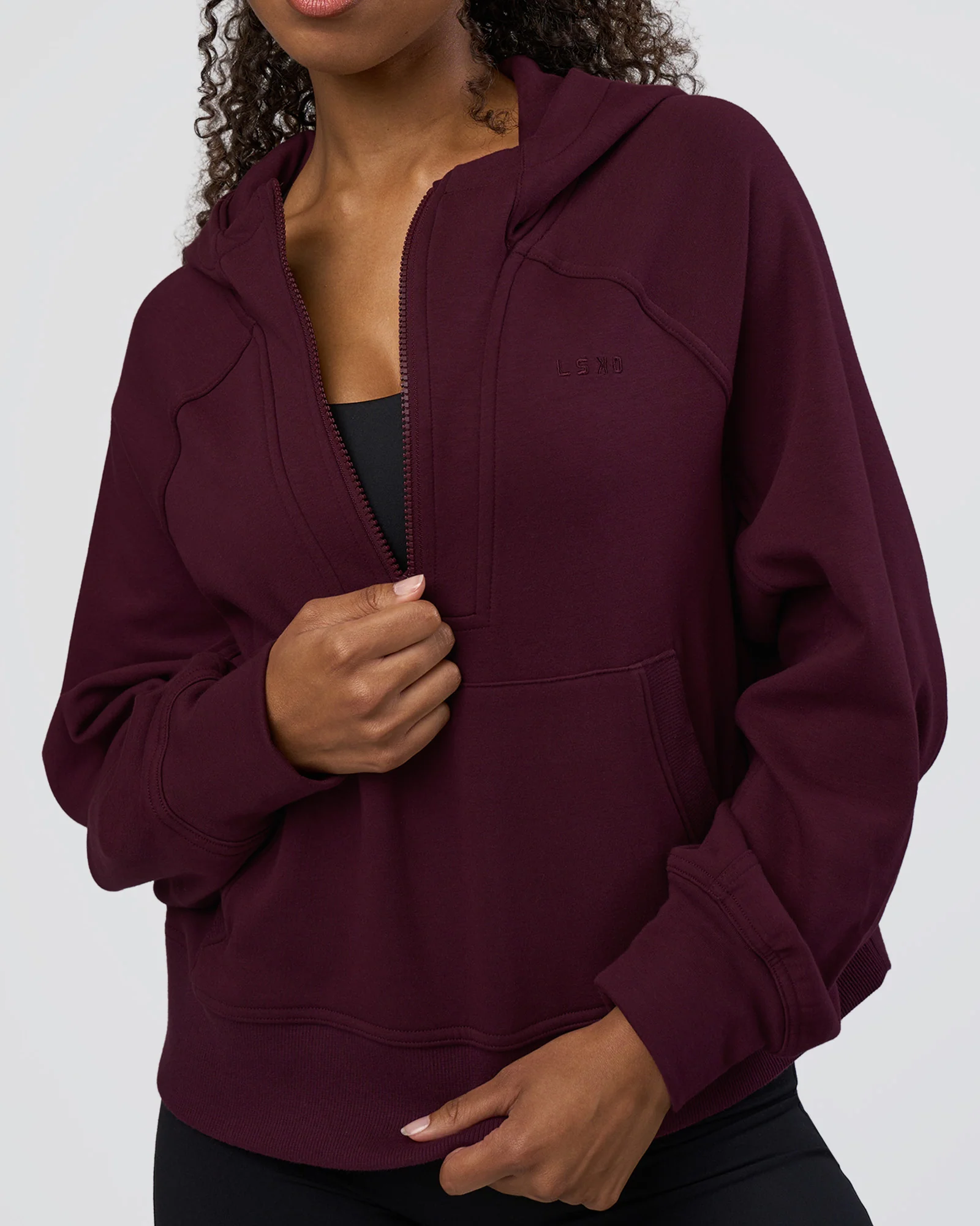 19628-pursue-mid-weight-hoodie-cherry-lacquer-4.webp Pursue Mid-Weight Hoodie - Cherry Lacquer