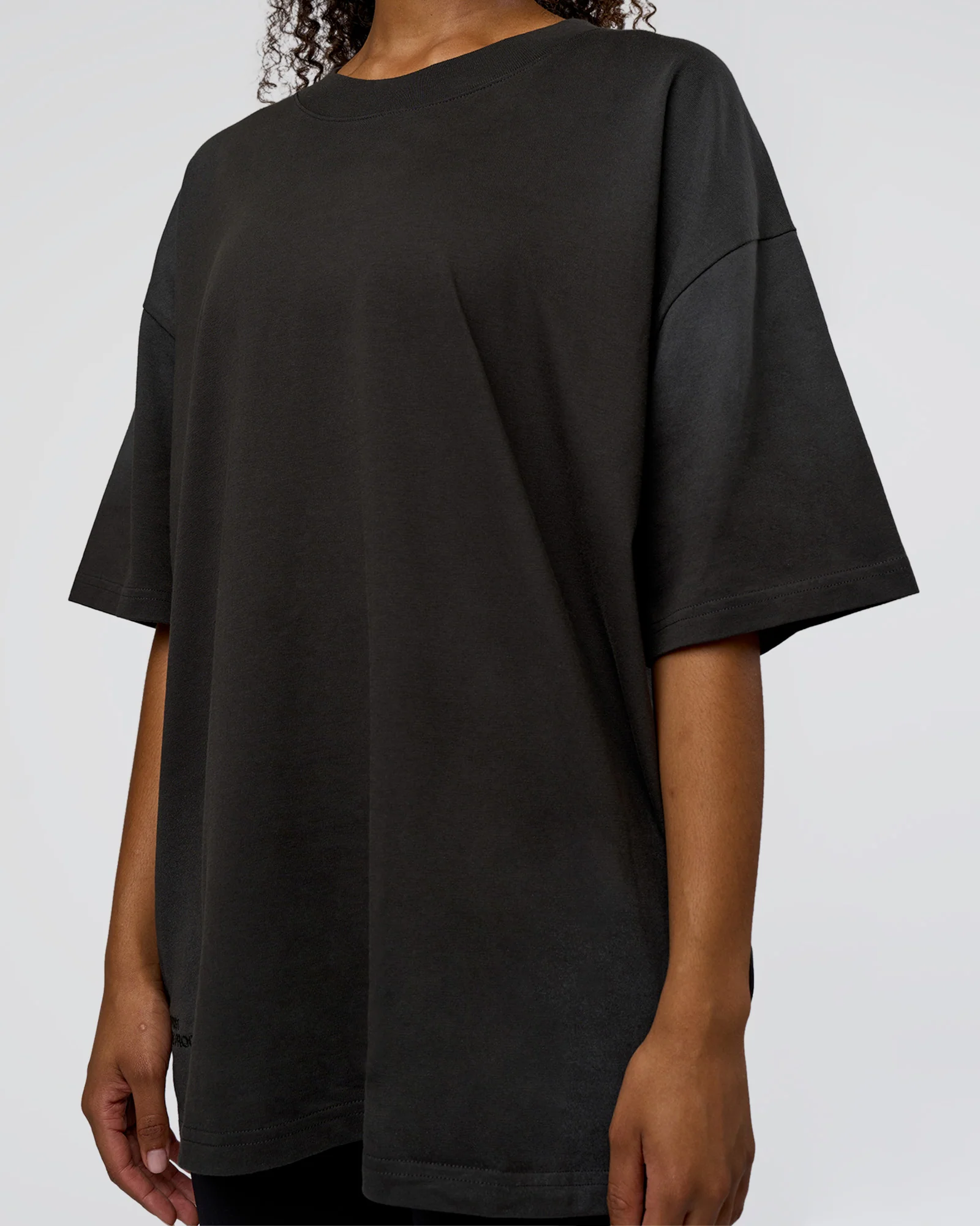 19673-spray-heavyweight-unisex-oversized-tee-charcoal-washed-8.webp Spray Heavyweight Unisex Oversized Tee - Charcoal Washed
