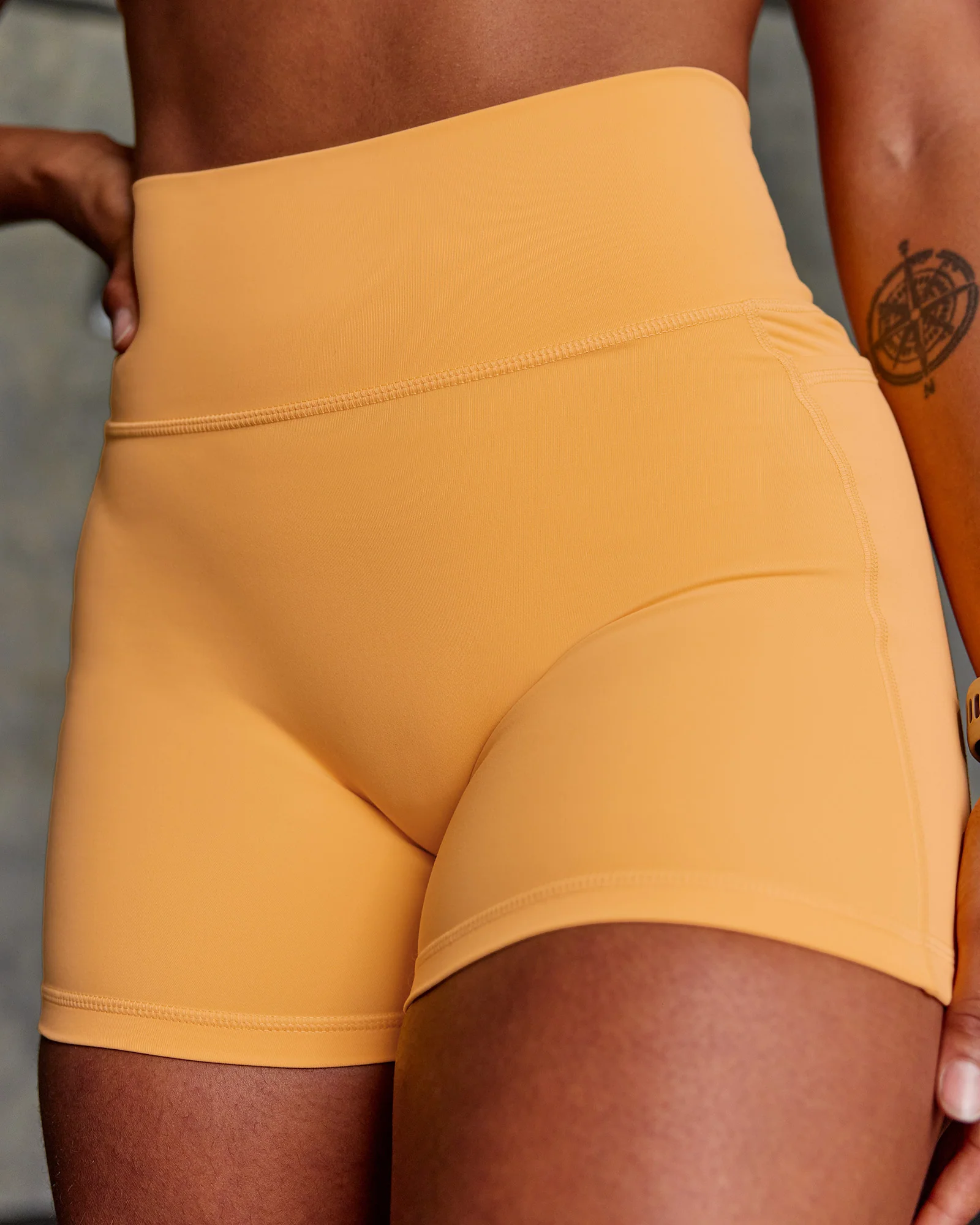 Fusion Ultra High-Rise 4" Short Pockets - Warm Apricot