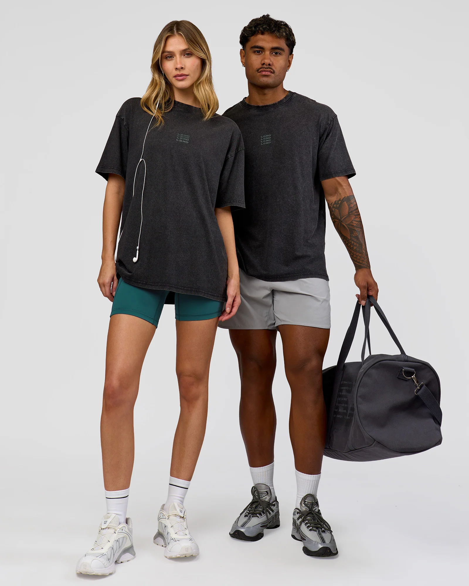 1977-everyday-elevation-flxcotton-oversized-tee-black-washed-carbon-green-5.webp Everyday Elevation FLXCotton Oversized Tee - Black Washed-Carbon Green