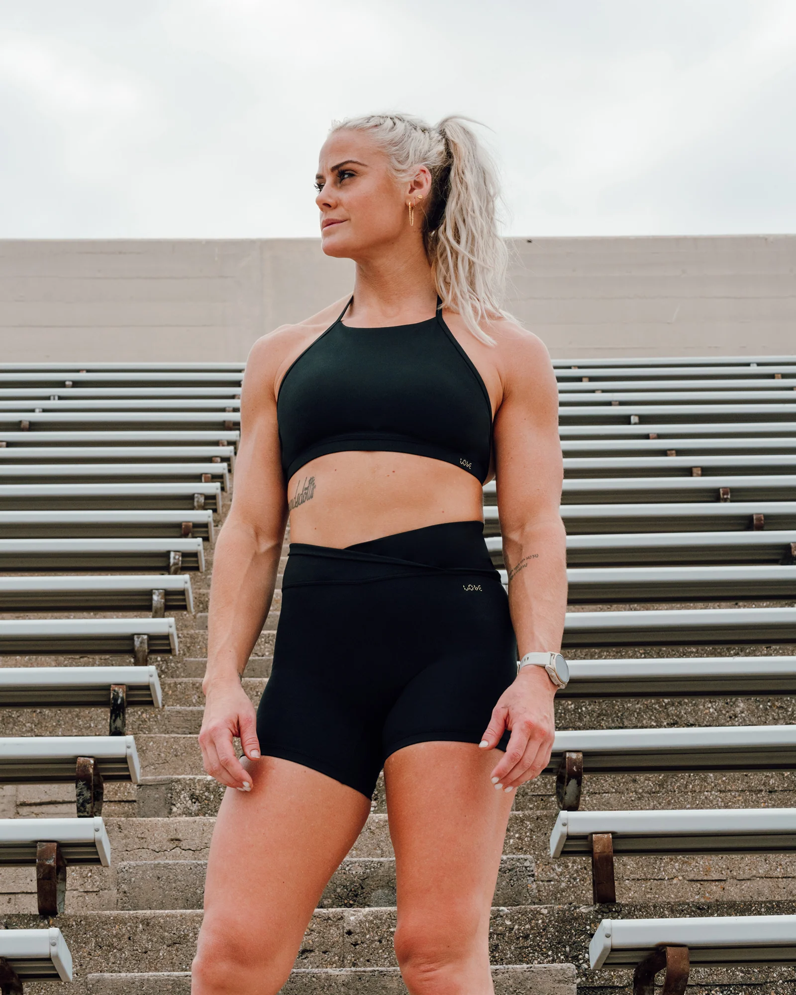 19872-sara-ares-high-neck-sports-bra-black-1.webp Sara Ares High Neck Sports Bra - Black