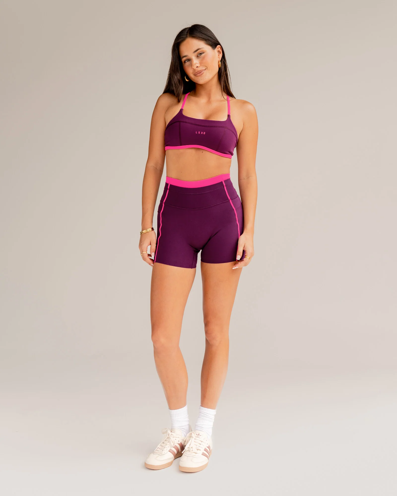 Liberate Contrast High-Rise 4" Short Pockets - Plum Caspia-Ultra Pink