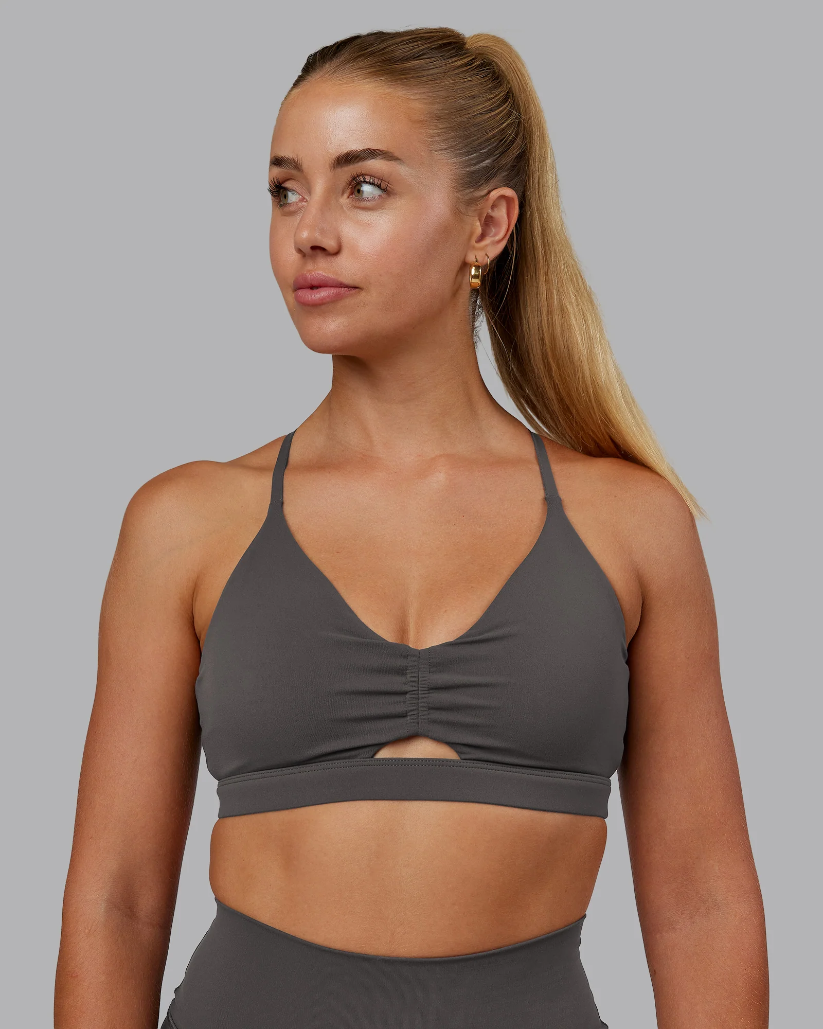 19916-essence-sports-bra-dark-storm-1.webp Essence Sports Bra - Dark Storm