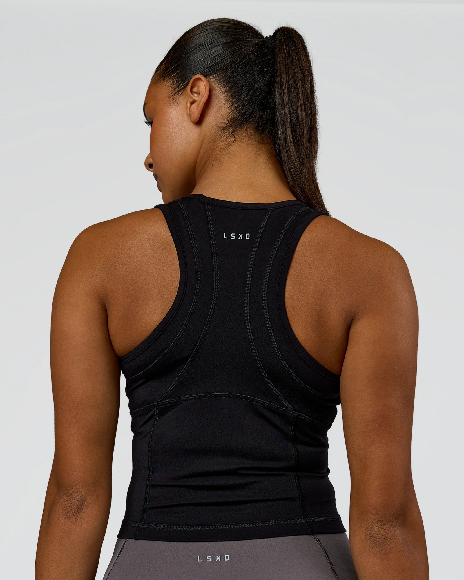 Bend Performance Tank - Black