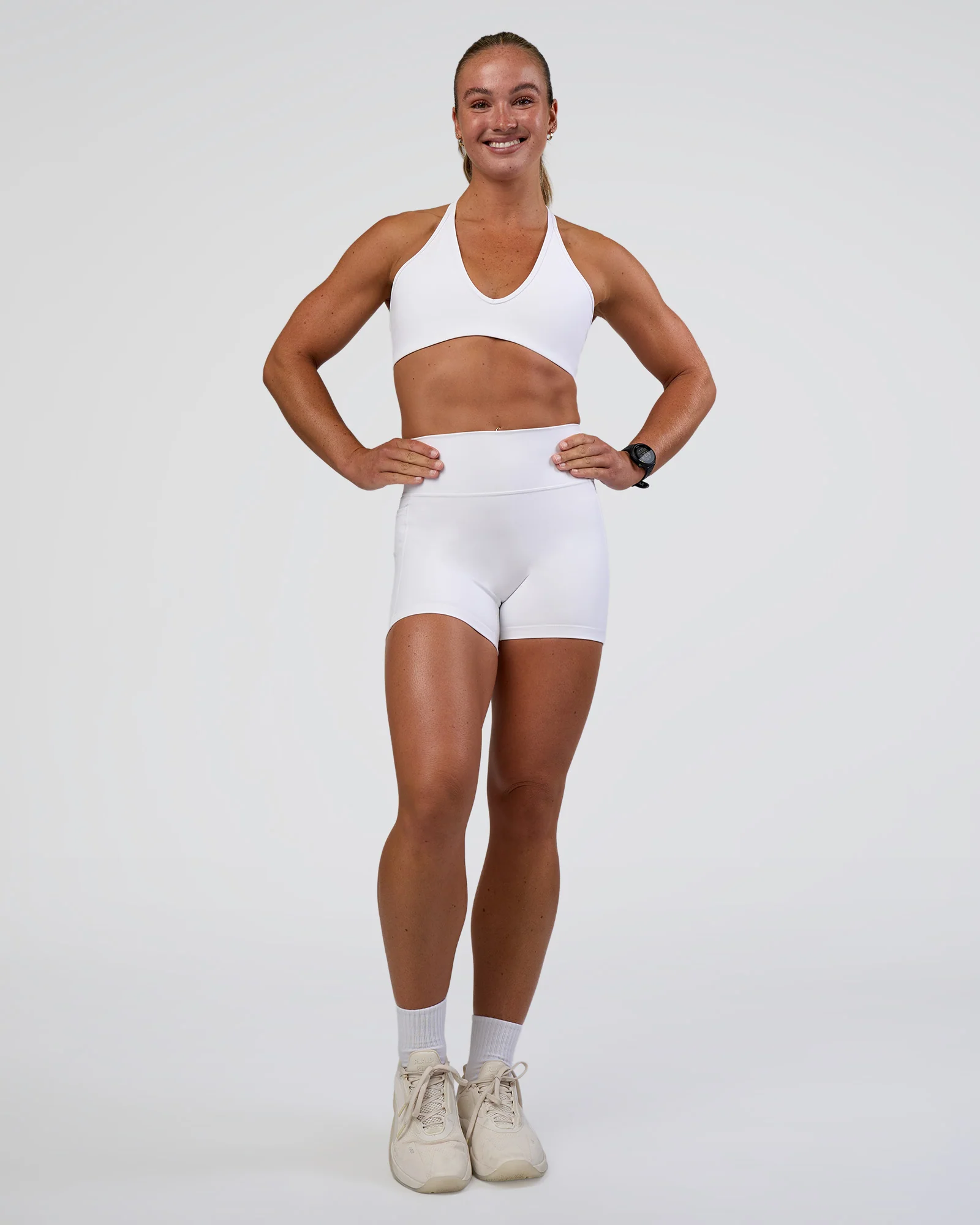 20074-fusion-ultra-high-rise-4-short-pockets-white-3.webp Fusion Ultra High-Rise 4" Short Pockets - White