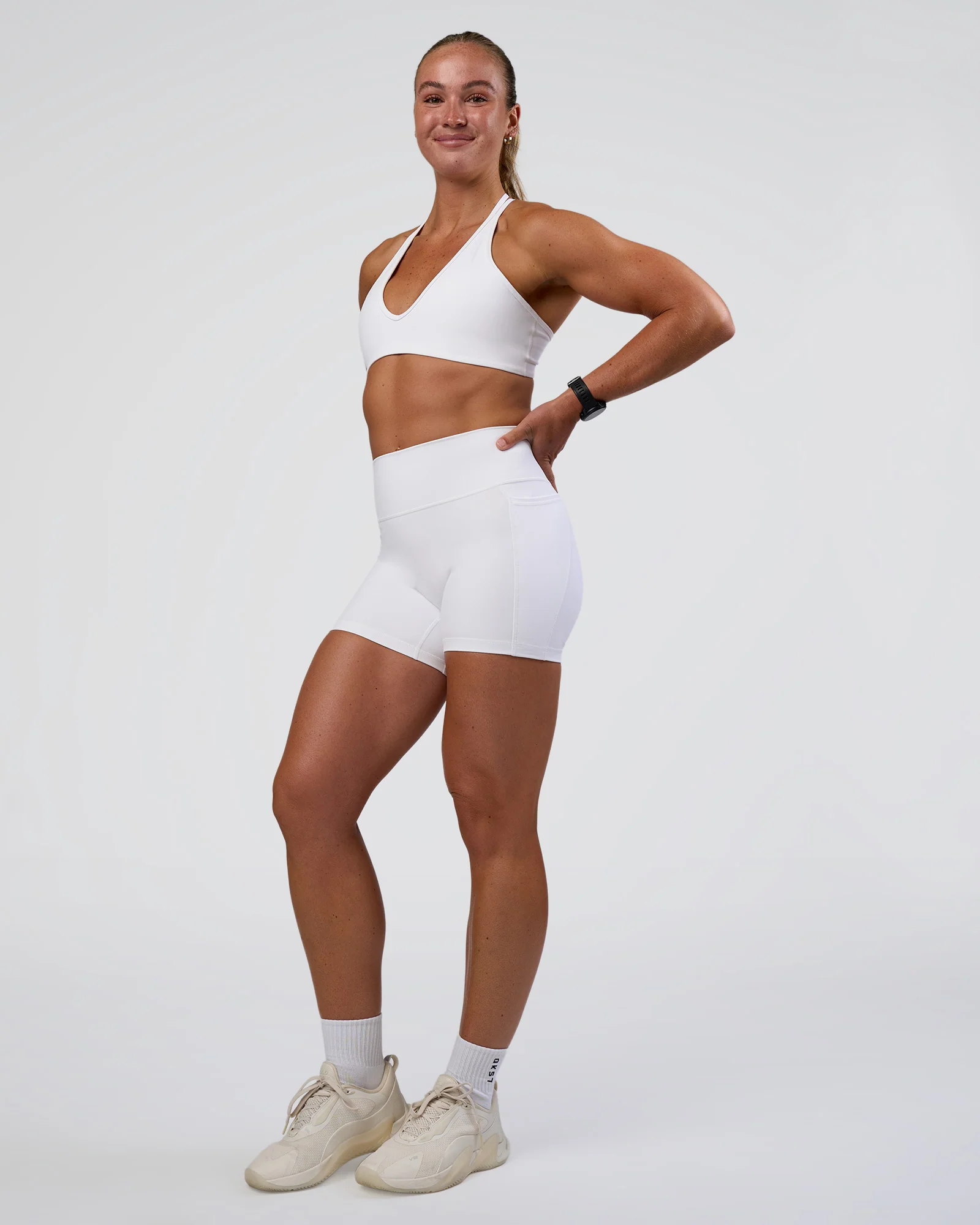 20074-fusion-ultra-high-rise-4-short-pockets-white-5.webp Fusion Ultra High-Rise 4" Short Pockets - White
