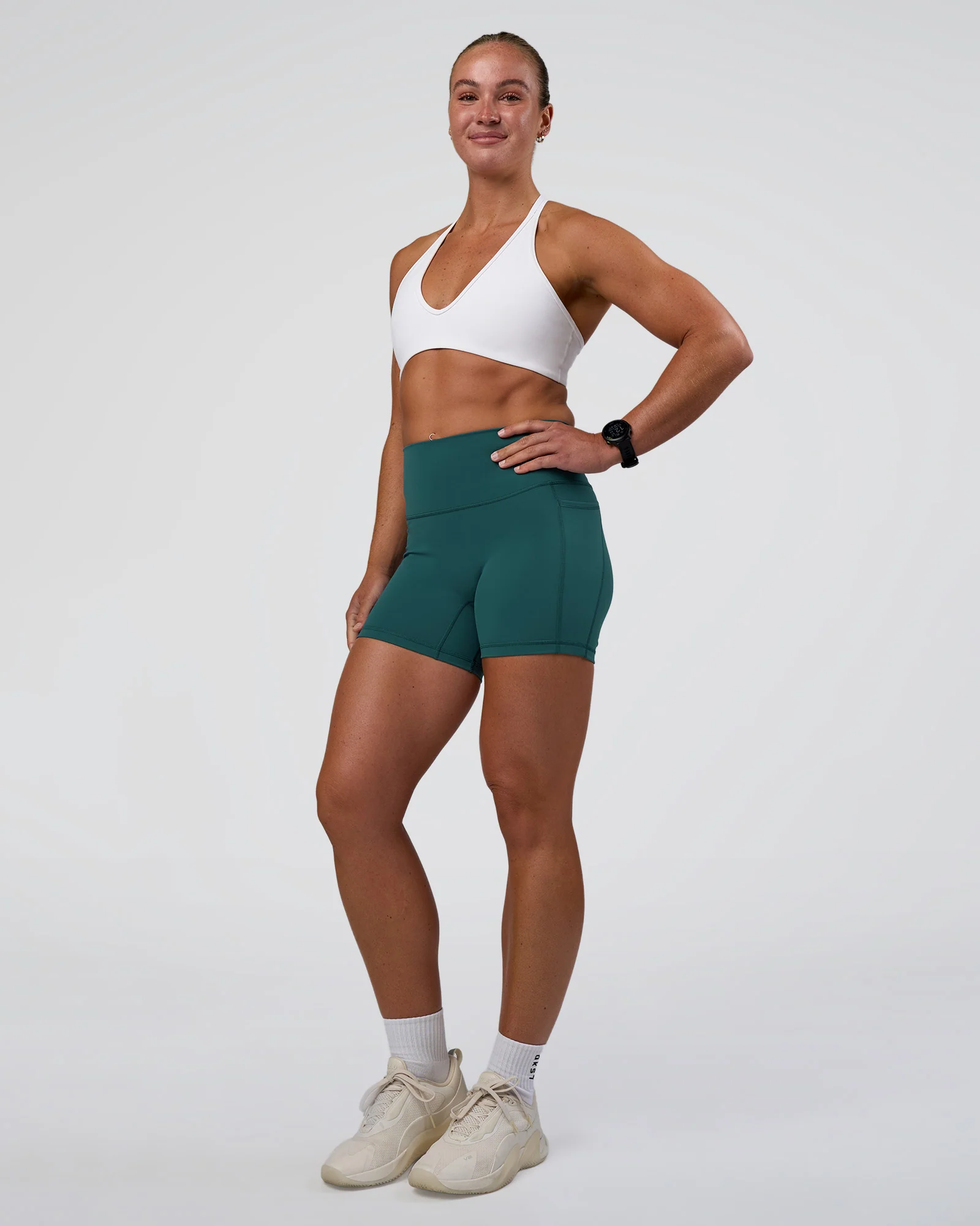 20253-fusion-high-rise-4-short-pockets-transformative-teal-5.webp Fusion High-Rise 4" Short Pockets - Transformative Teal