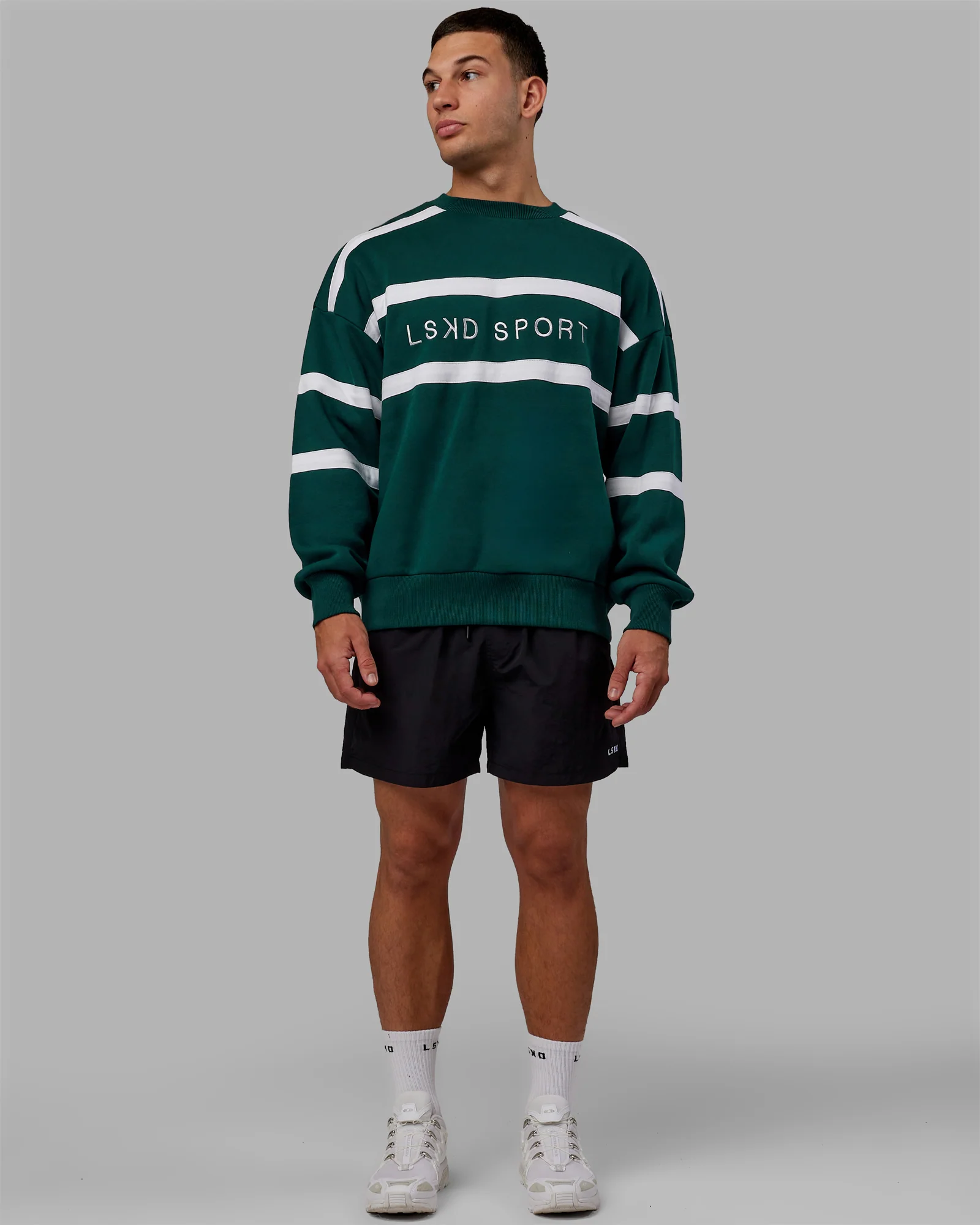 20271-collateral-sweater-oversize-dark-moss-white-10.webp Collateral Sweater Oversize - Dark Moss-White