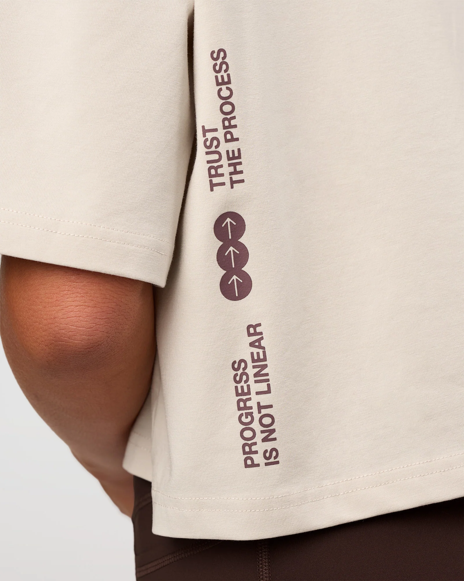 2030-go-to-heavyweight-flxcotton-street-tee-clay-cocoa-powder-2.webp Go-To Heavyweight FLXCotton Street Tee - Clay-Cocoa Powder