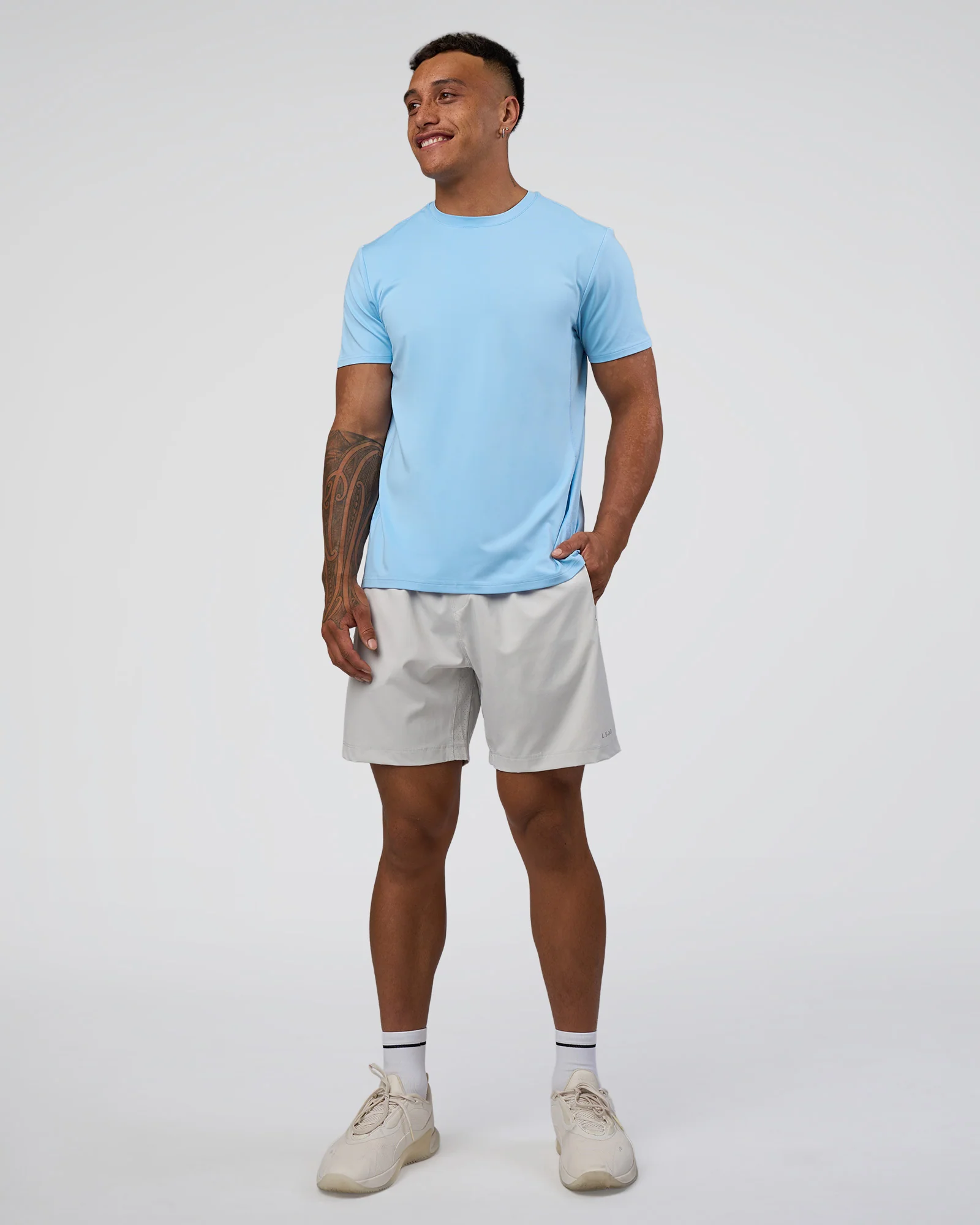 20308-airtrack-tee-open-air-1.webp AirTrack Tee - Open Air