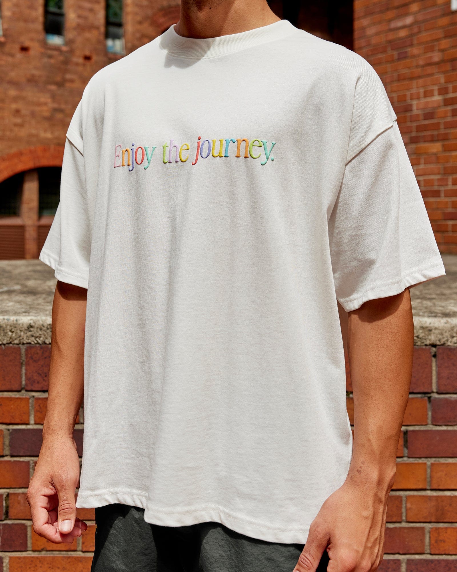 20334-enjoy-the-journey-heavyweight-tee-oversize-off-white-multi-1.jpg Enjoy The Journey Heavyweight Tee Oversize - Off White-Multi