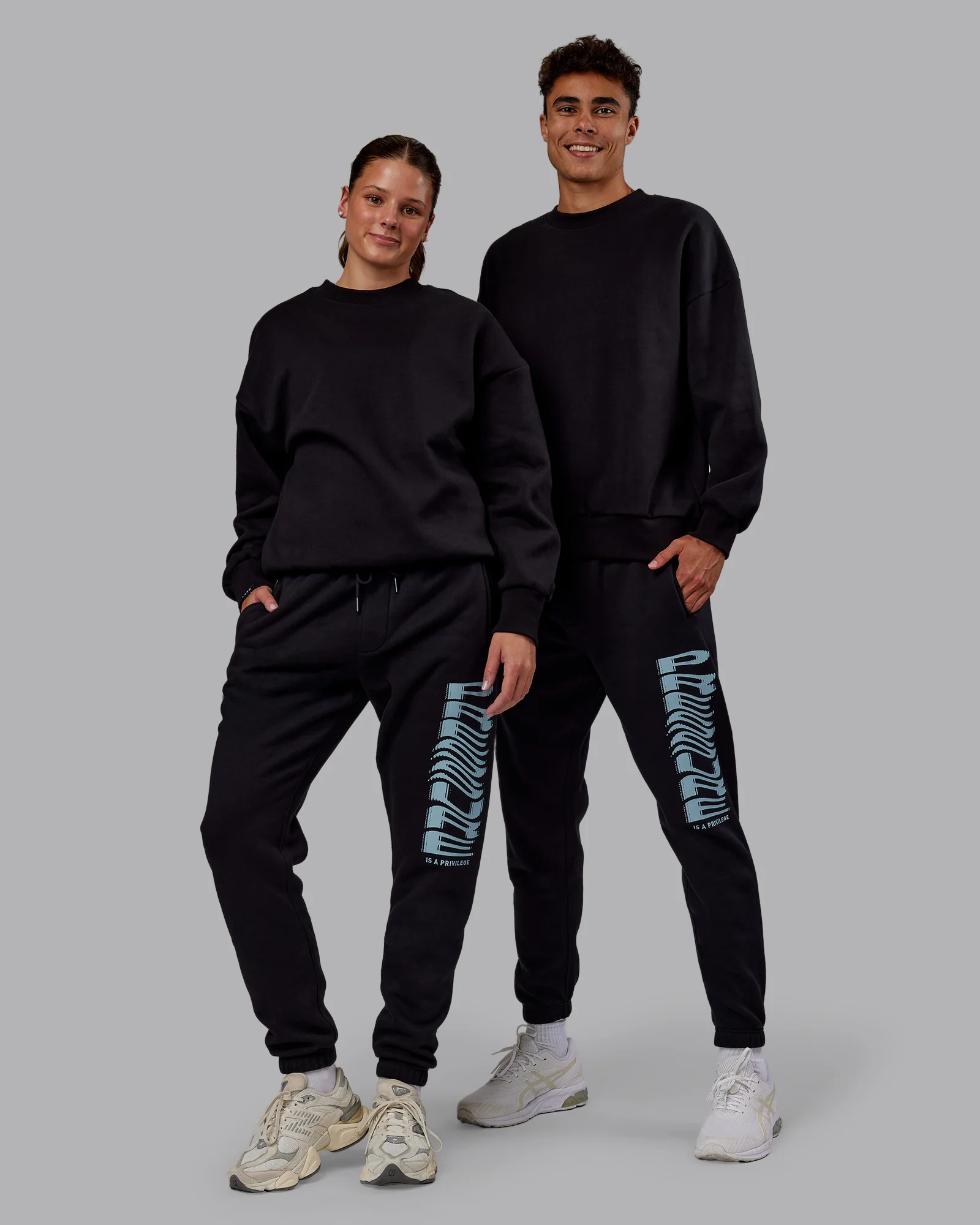 20395-static-track-pant-black-skyride-4.webp Static Track Pant - Black-Skyride
