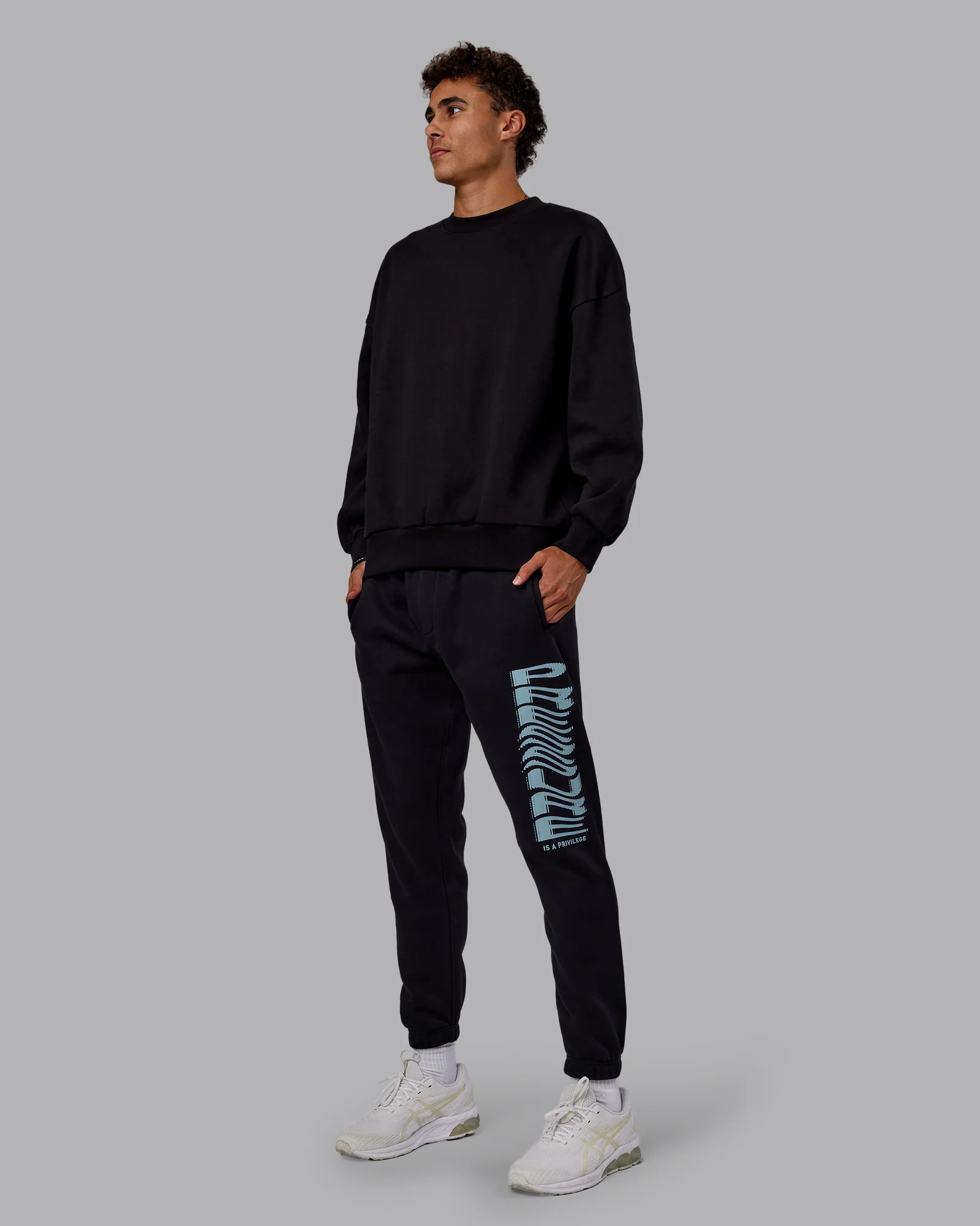 20395-static-track-pant-black-skyride-8.webp Static Track Pant - Black-Skyride