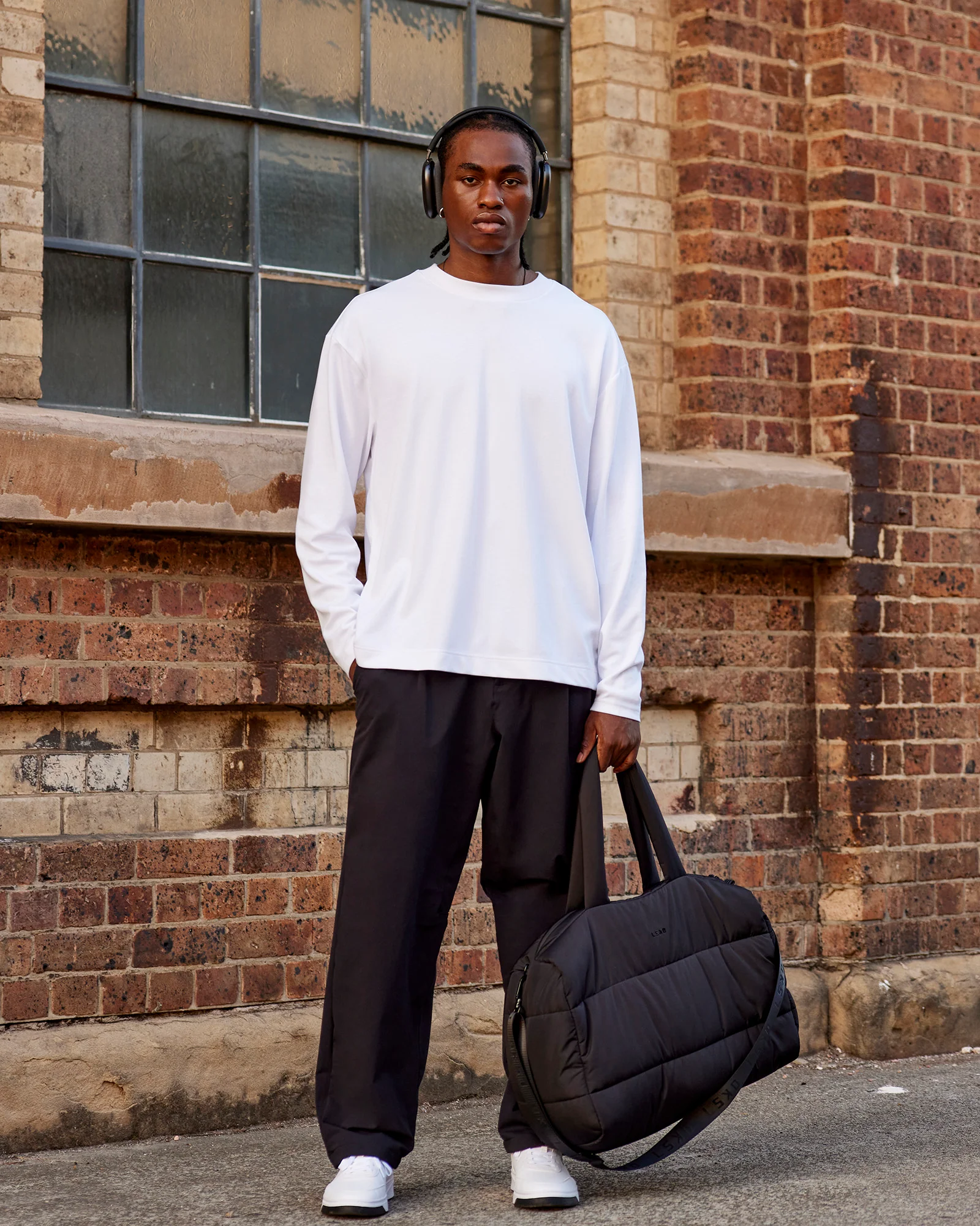 20404-afterdark-zerocrease-long-sleeve-tee-white-11.webp AfterDark ZeroCrease Long Sleeve Tee - White