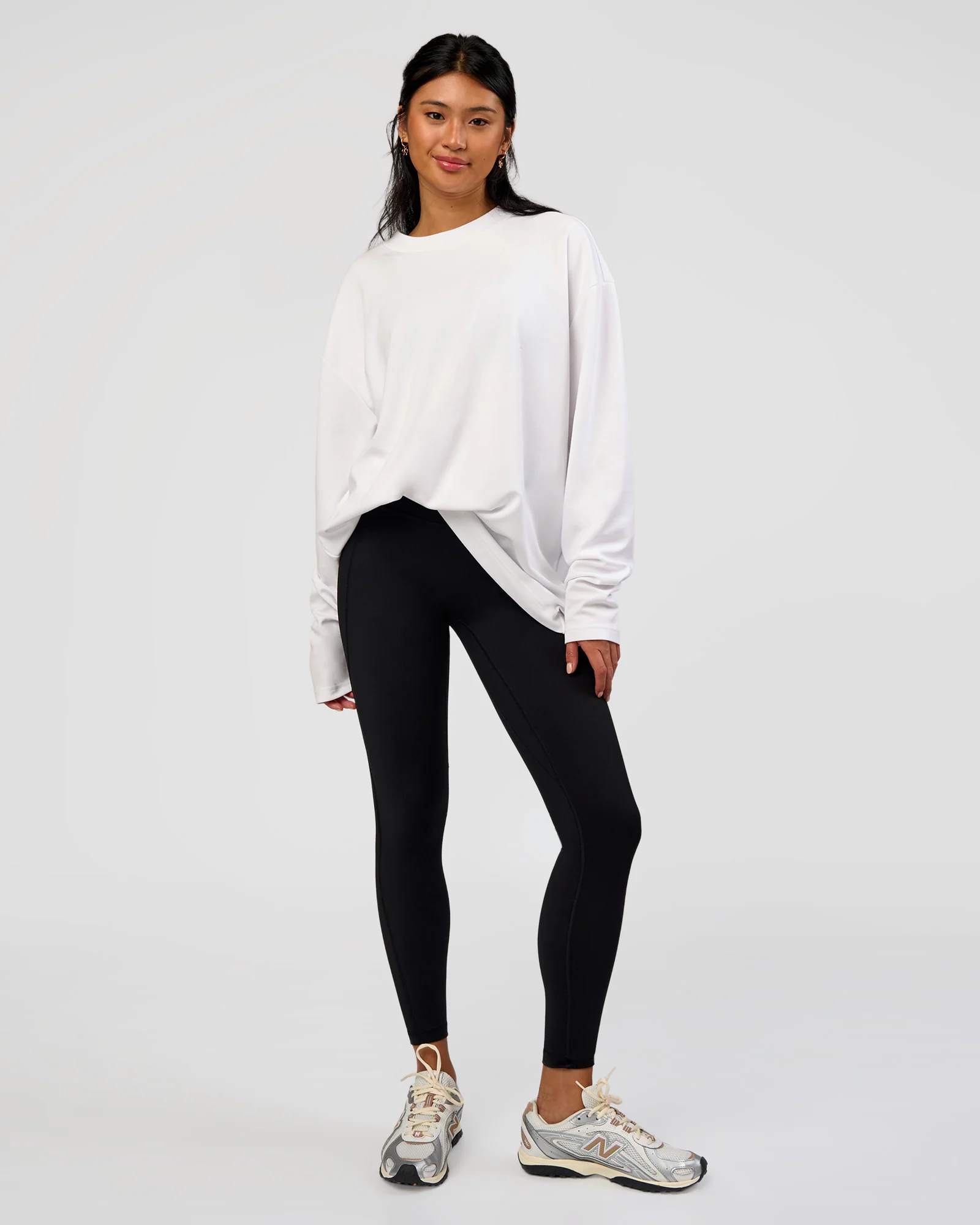 20404-afterdark-zerocrease-long-sleeve-tee-white-5.webp AfterDark ZeroCrease Long Sleeve Tee - White